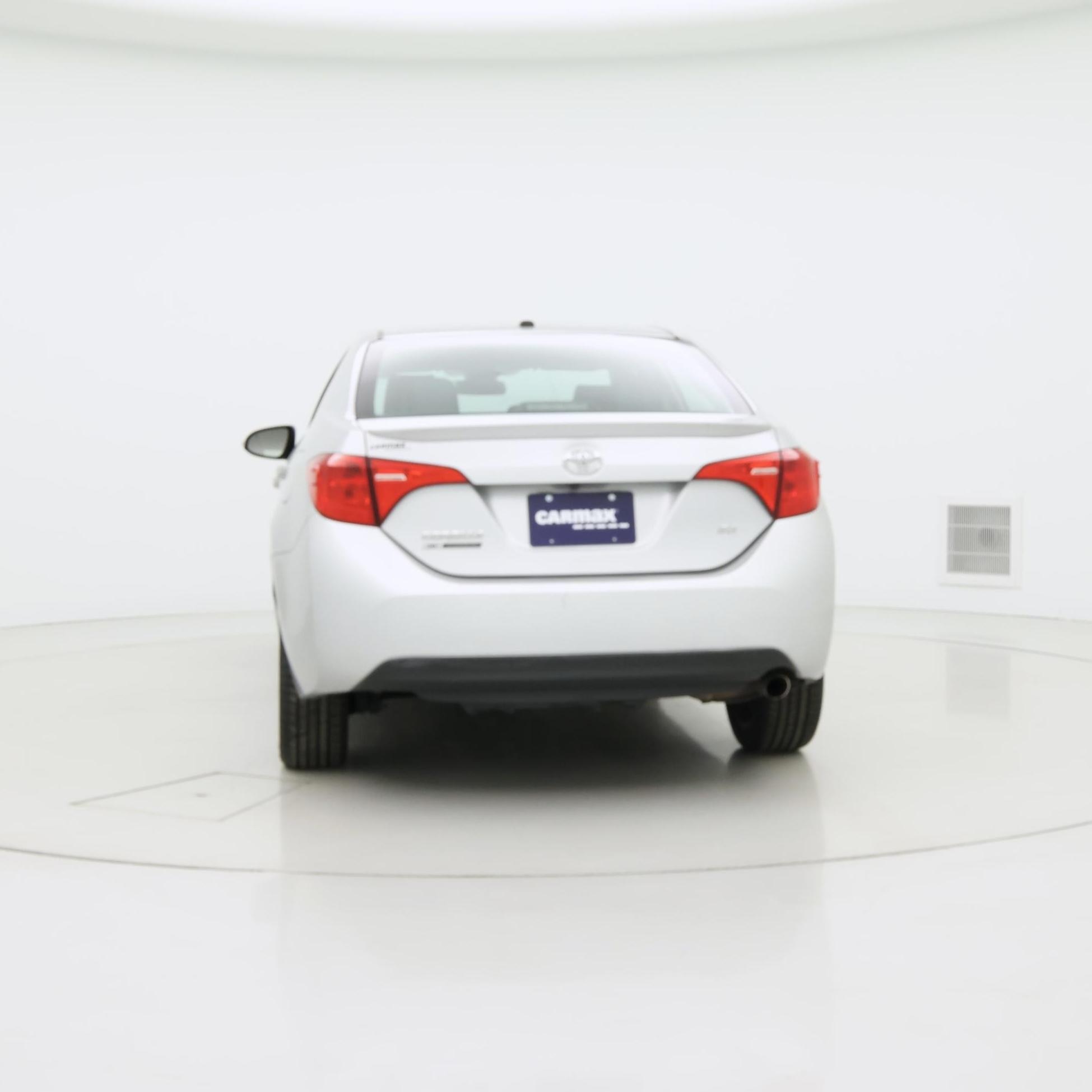 Thumbnail: 2017 Toyota Corolla - 6