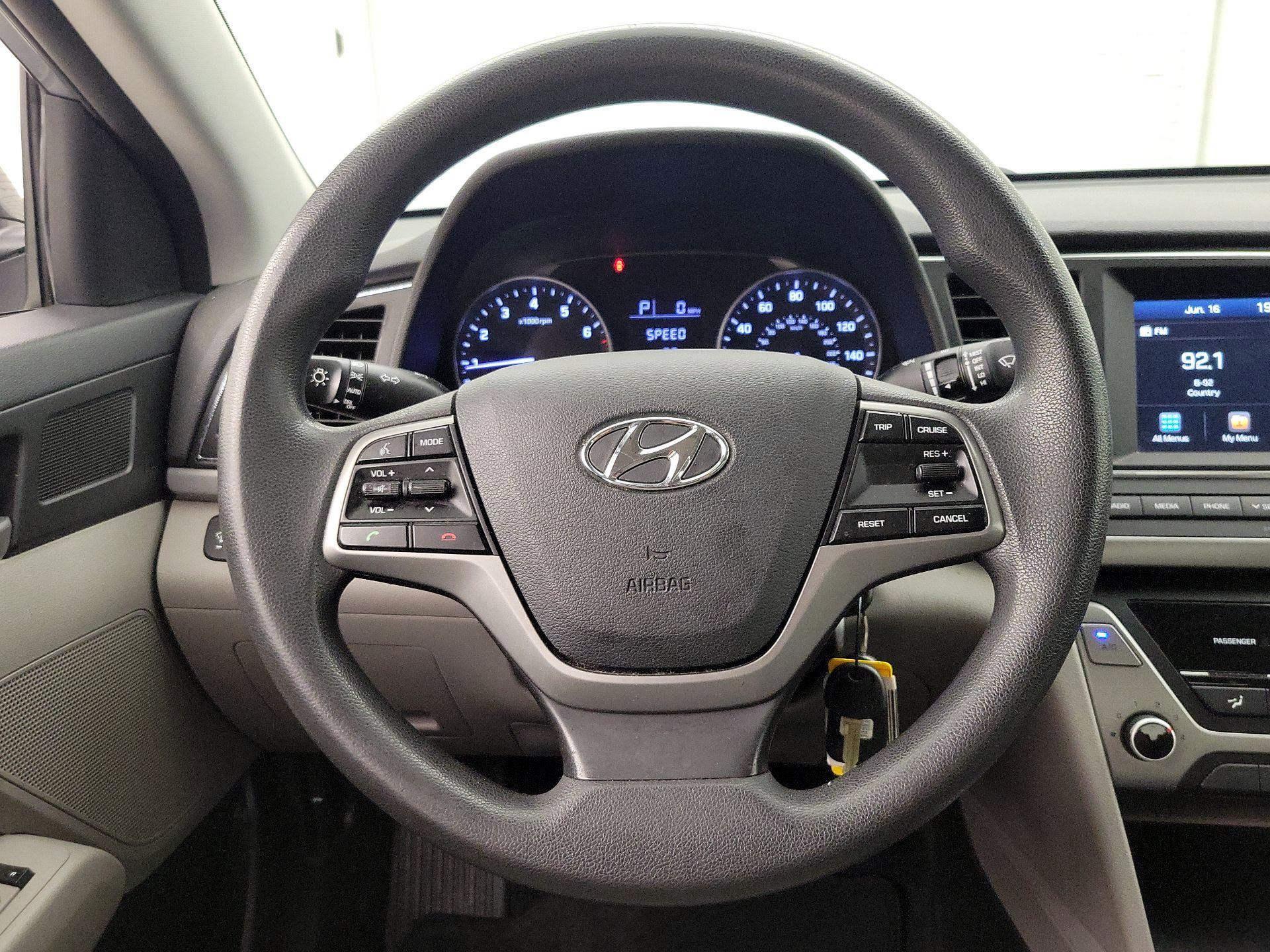 Thumbnail: 2017 Hyundai Elantra - 10