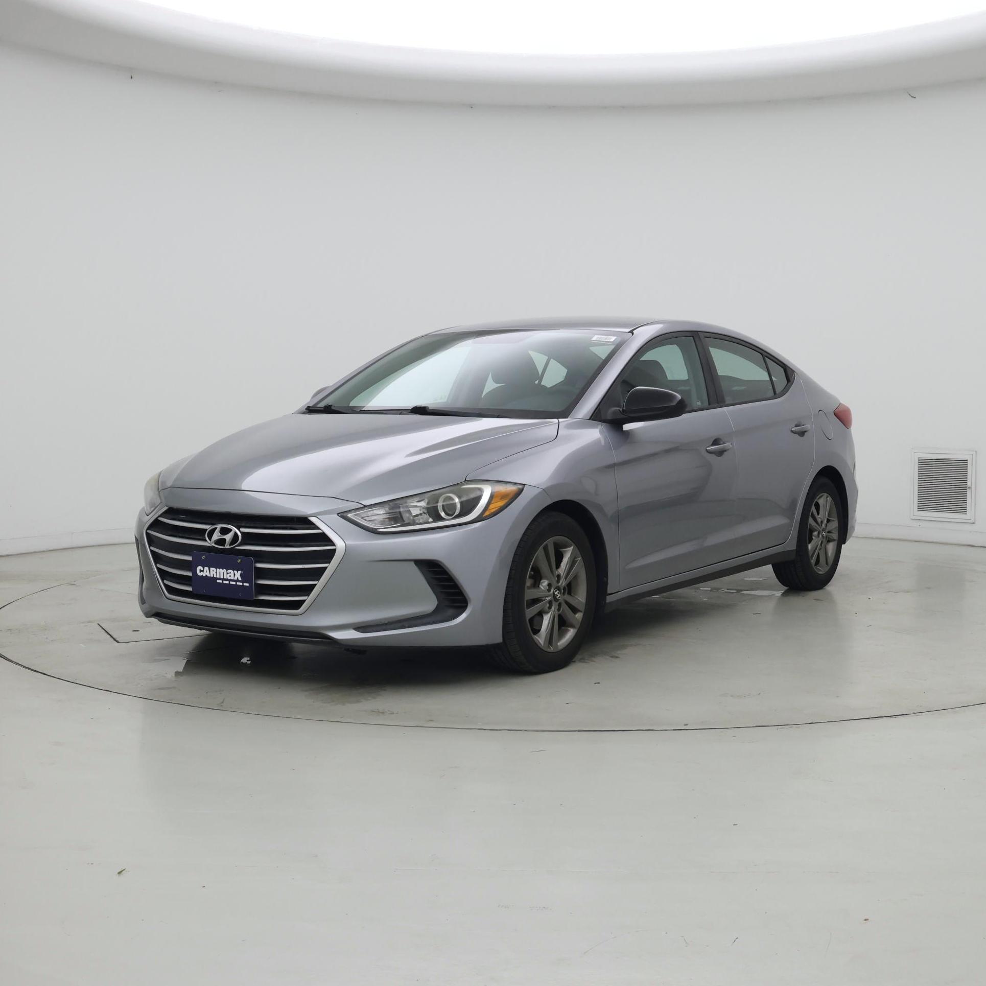 Thumbnail: 2017 Hyundai Elantra - 4