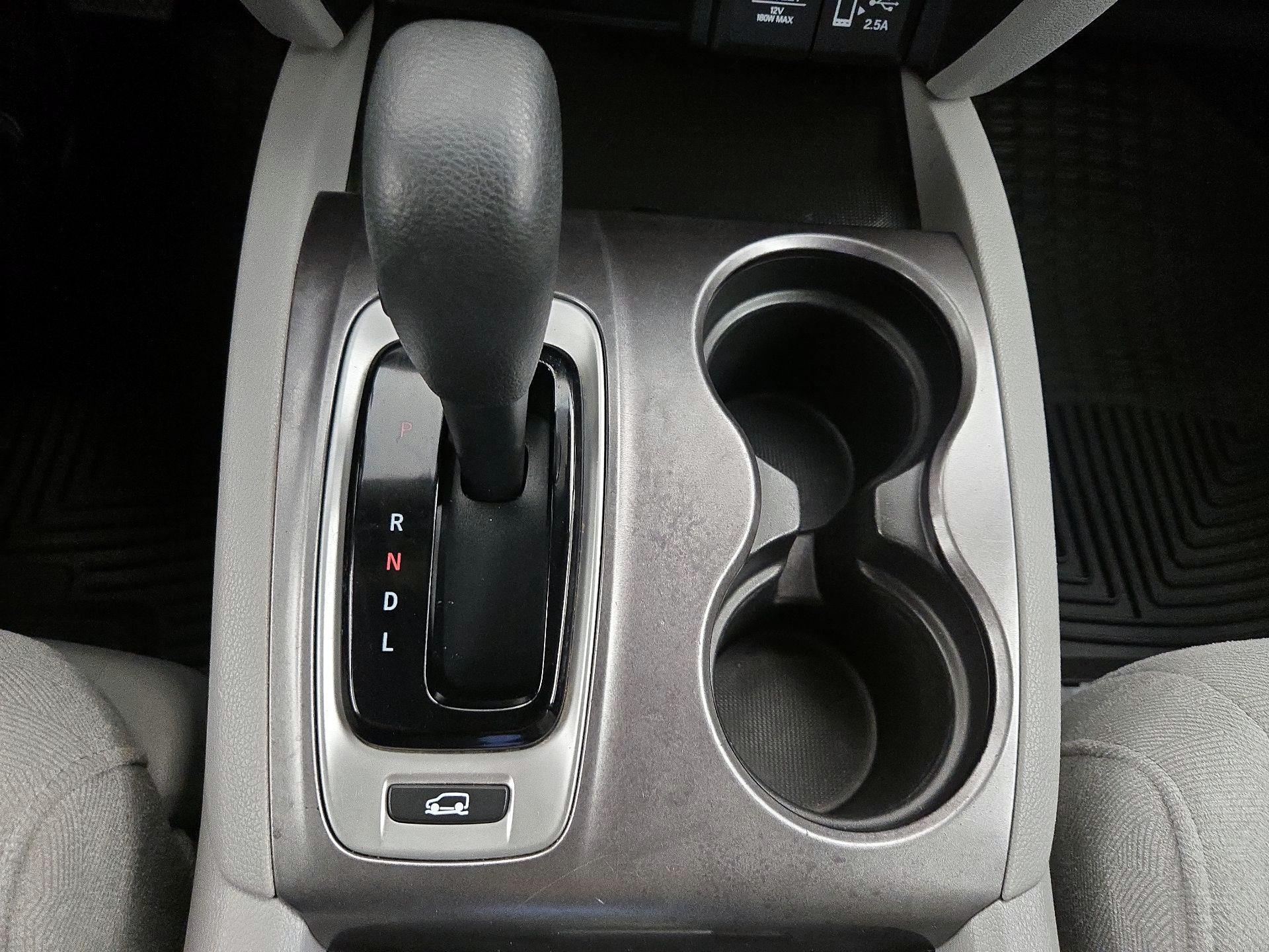 Thumbnail: 2019 Honda Pilot - 17
