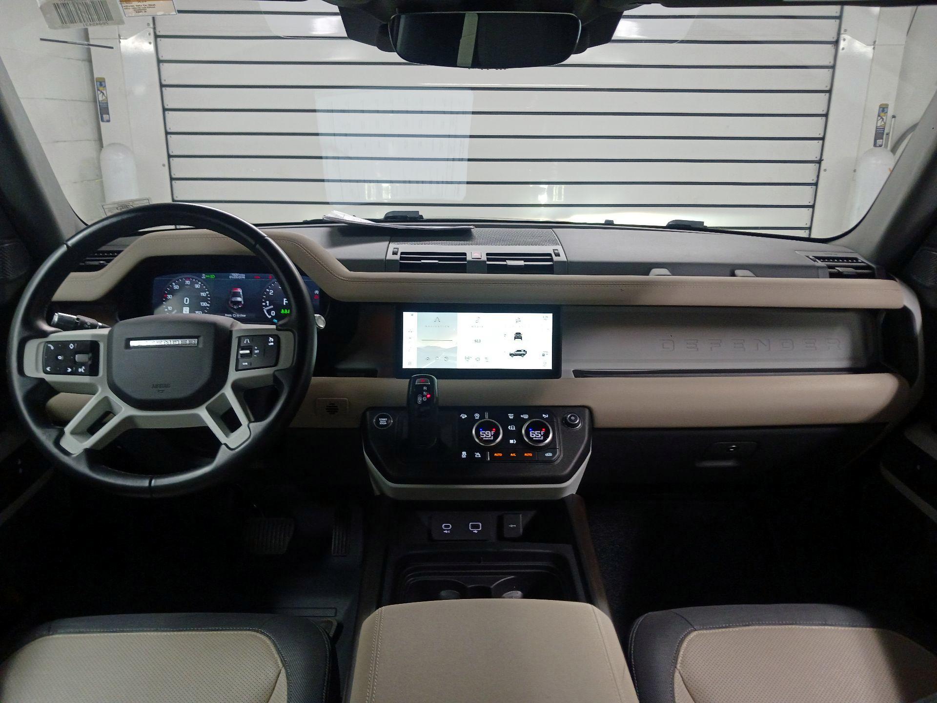Thumbnail: 2021 Land Rover Defender - 9