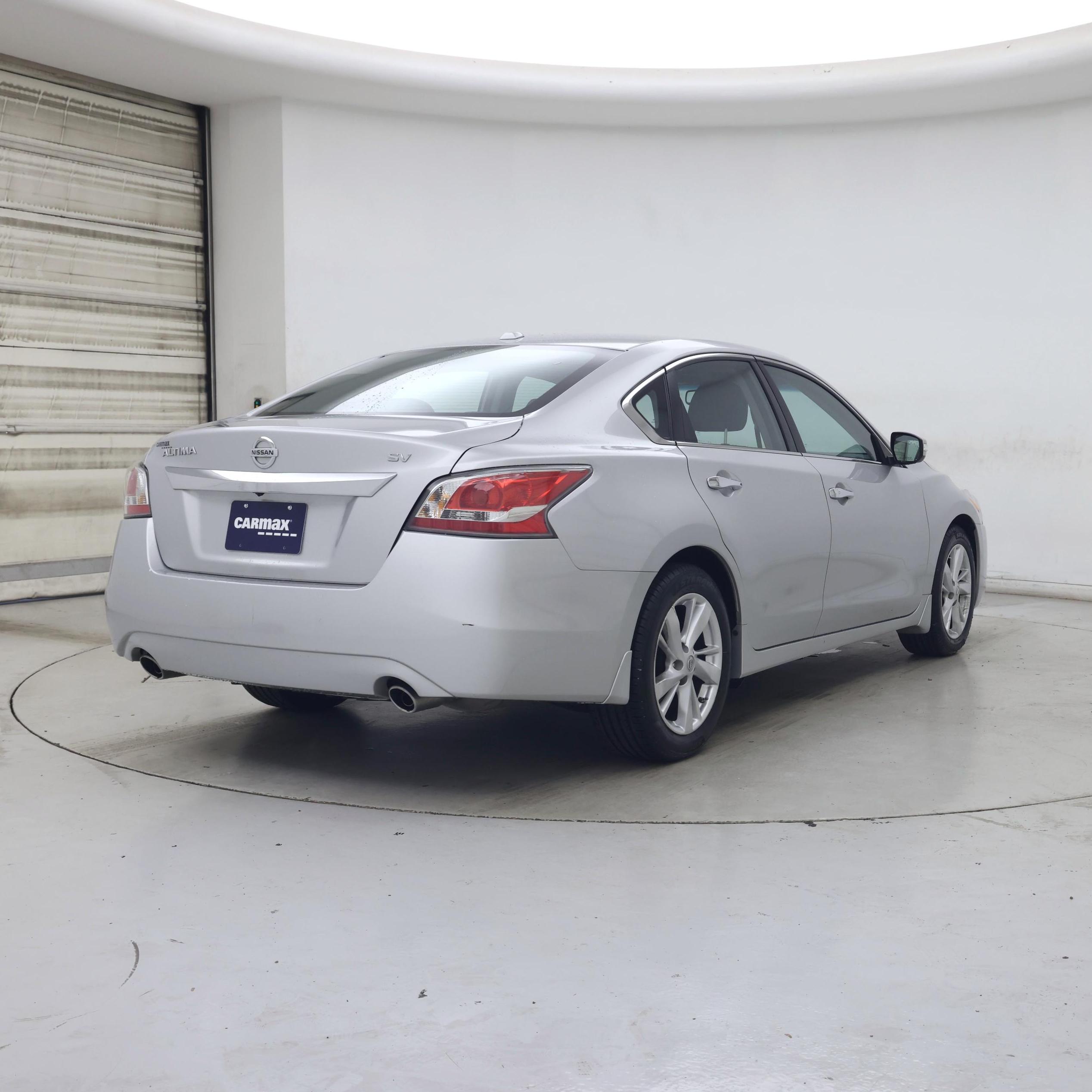 Thumbnail: 2015 Nissan Altima - 8