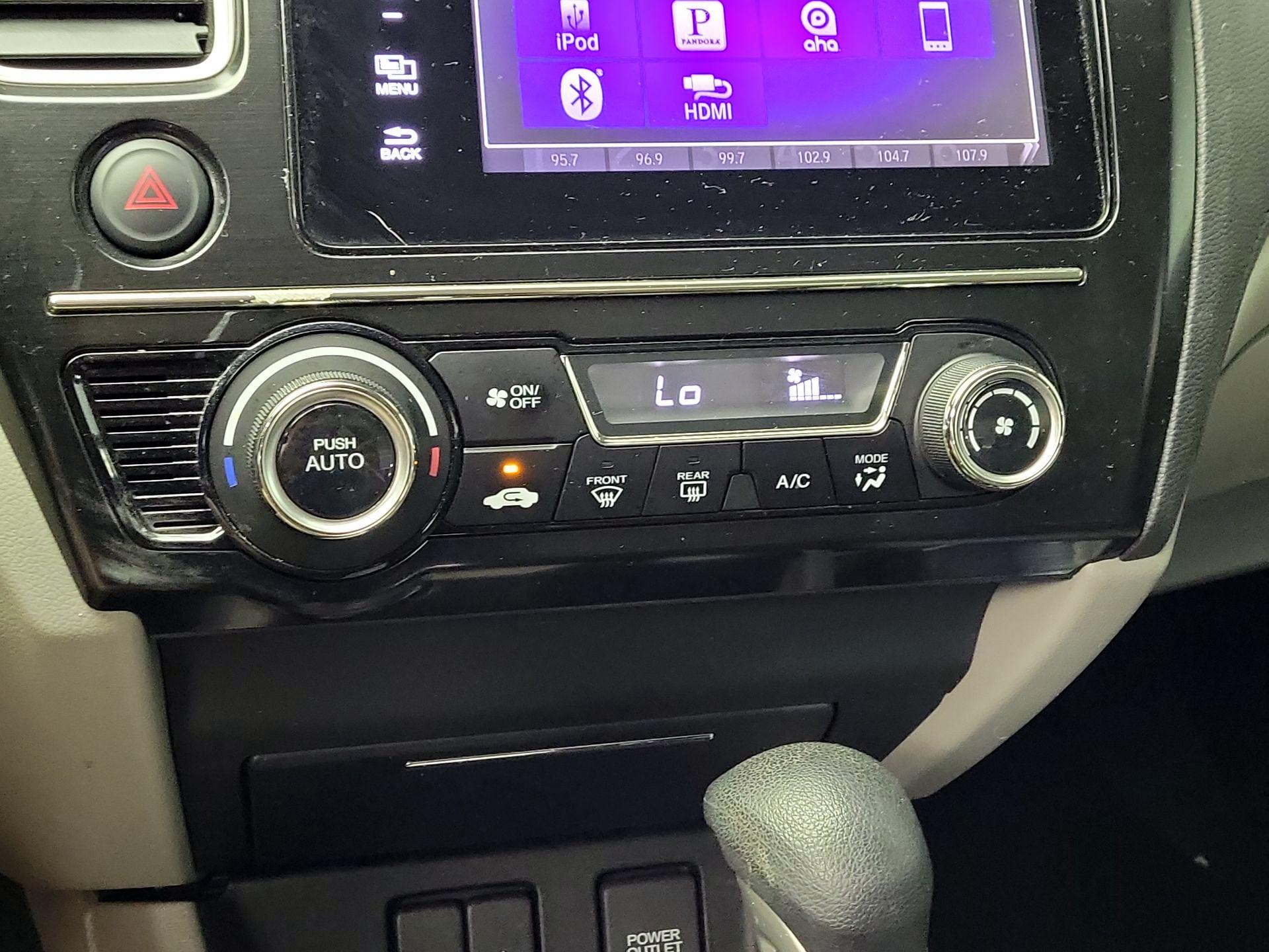 Thumbnail: 2015 Honda Civic - 16