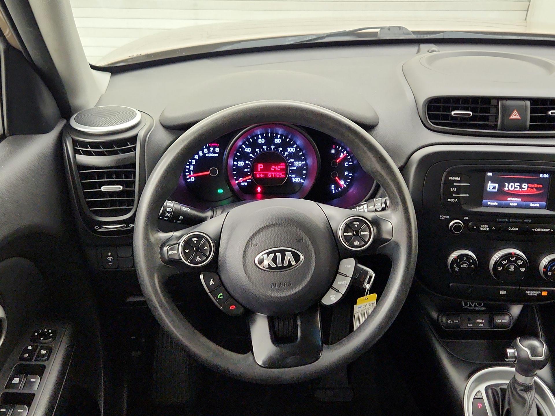 Thumbnail: 2015 Kia Soul - 10