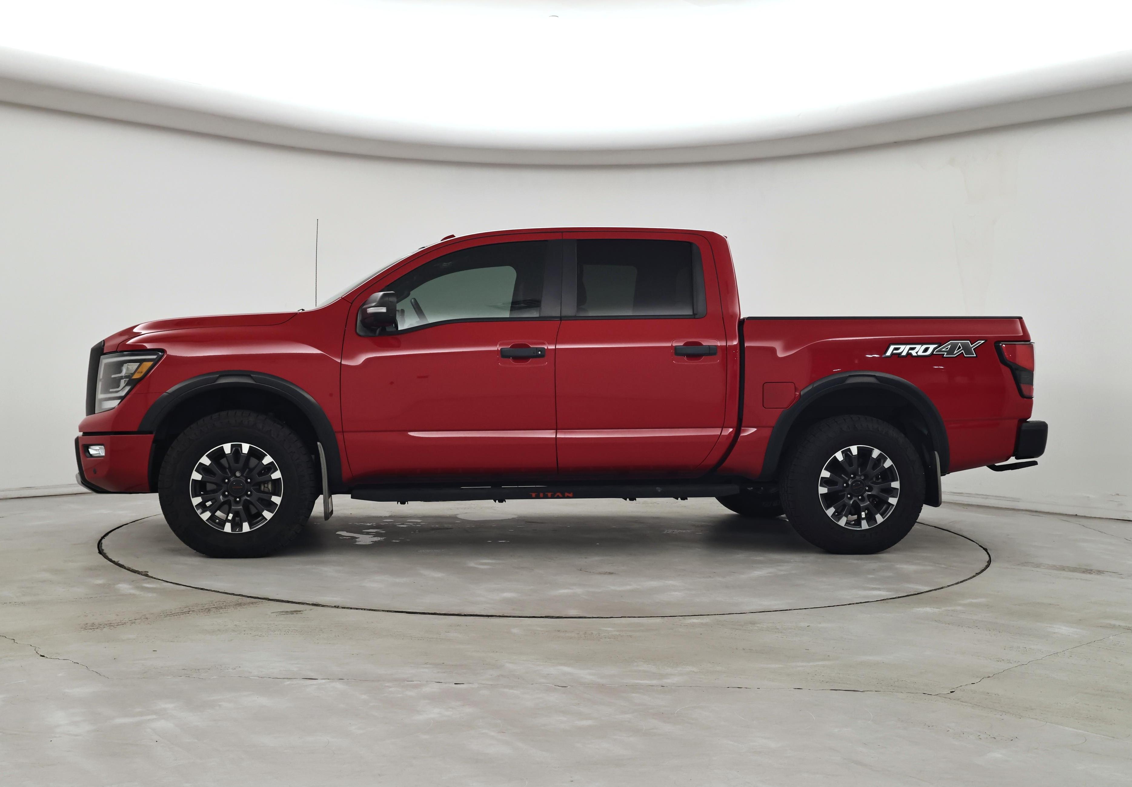 Thumbnail: 2021 Nissan Titan - 3