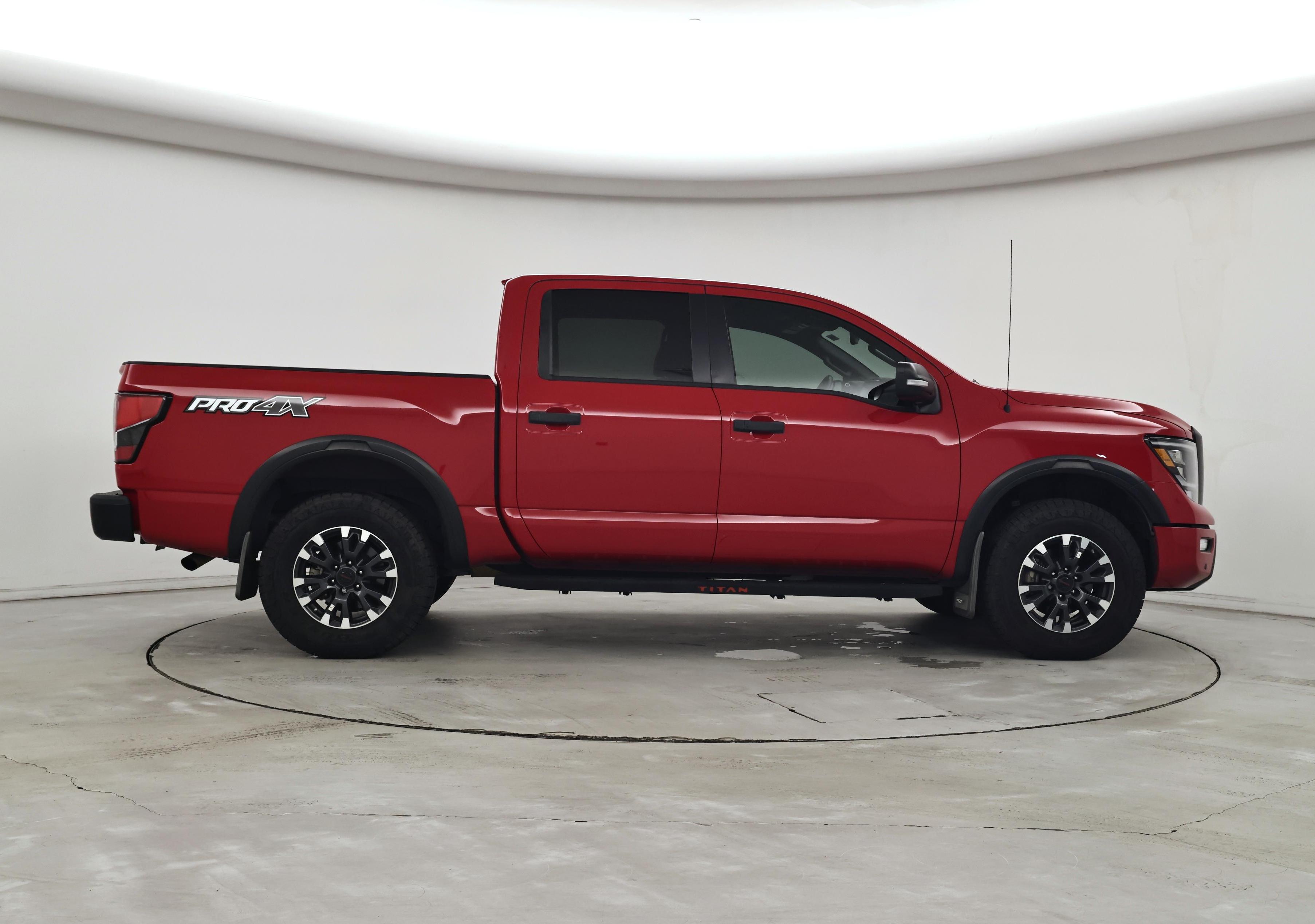 Thumbnail: 2021 Nissan Titan - 7