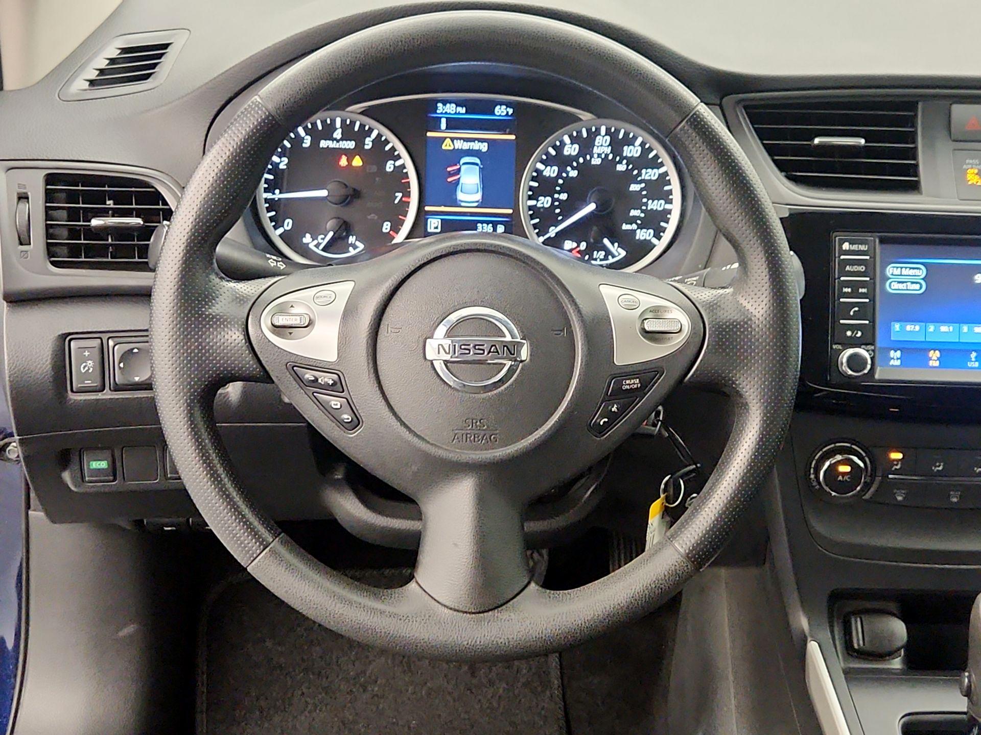 Thumbnail: 2019 Nissan Sentra - 10