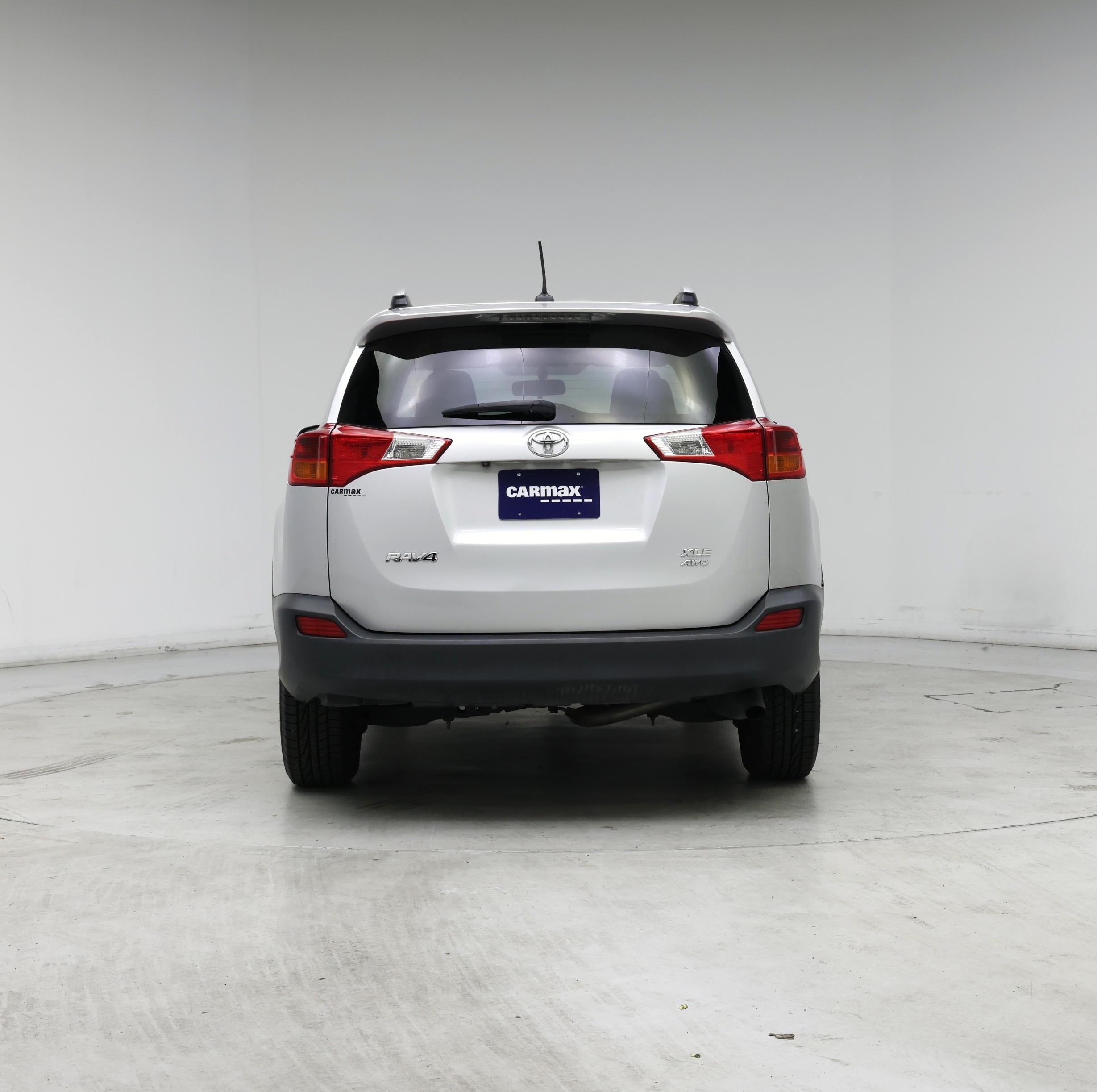 Thumbnail: 2015 Toyota RAV4 - 6