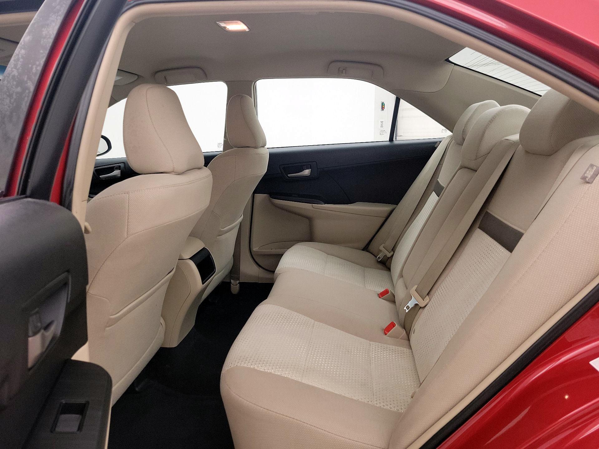Thumbnail: 2014 Toyota Camry - 19