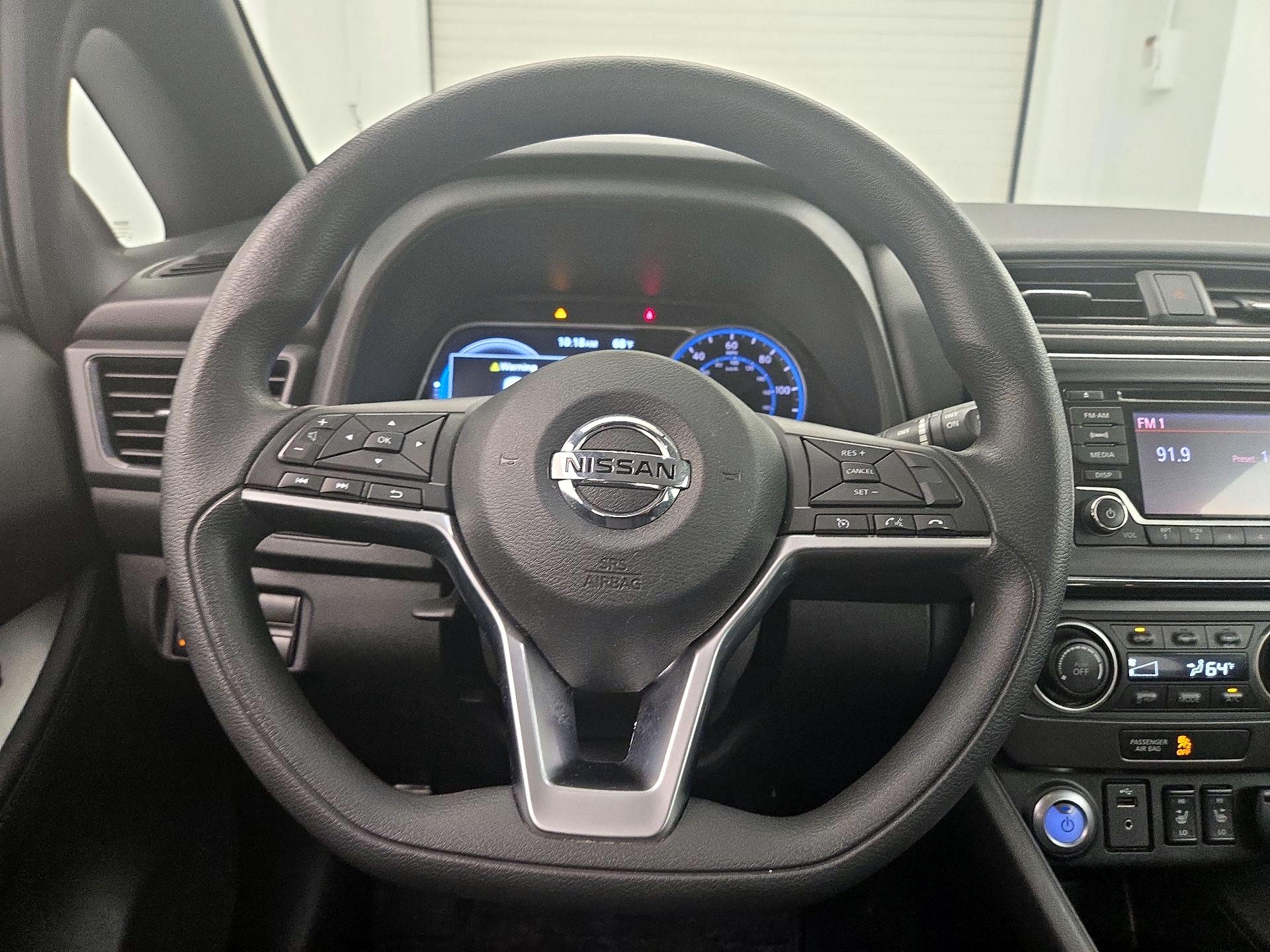 Thumbnail: 2019 Nissan Leaf - 10