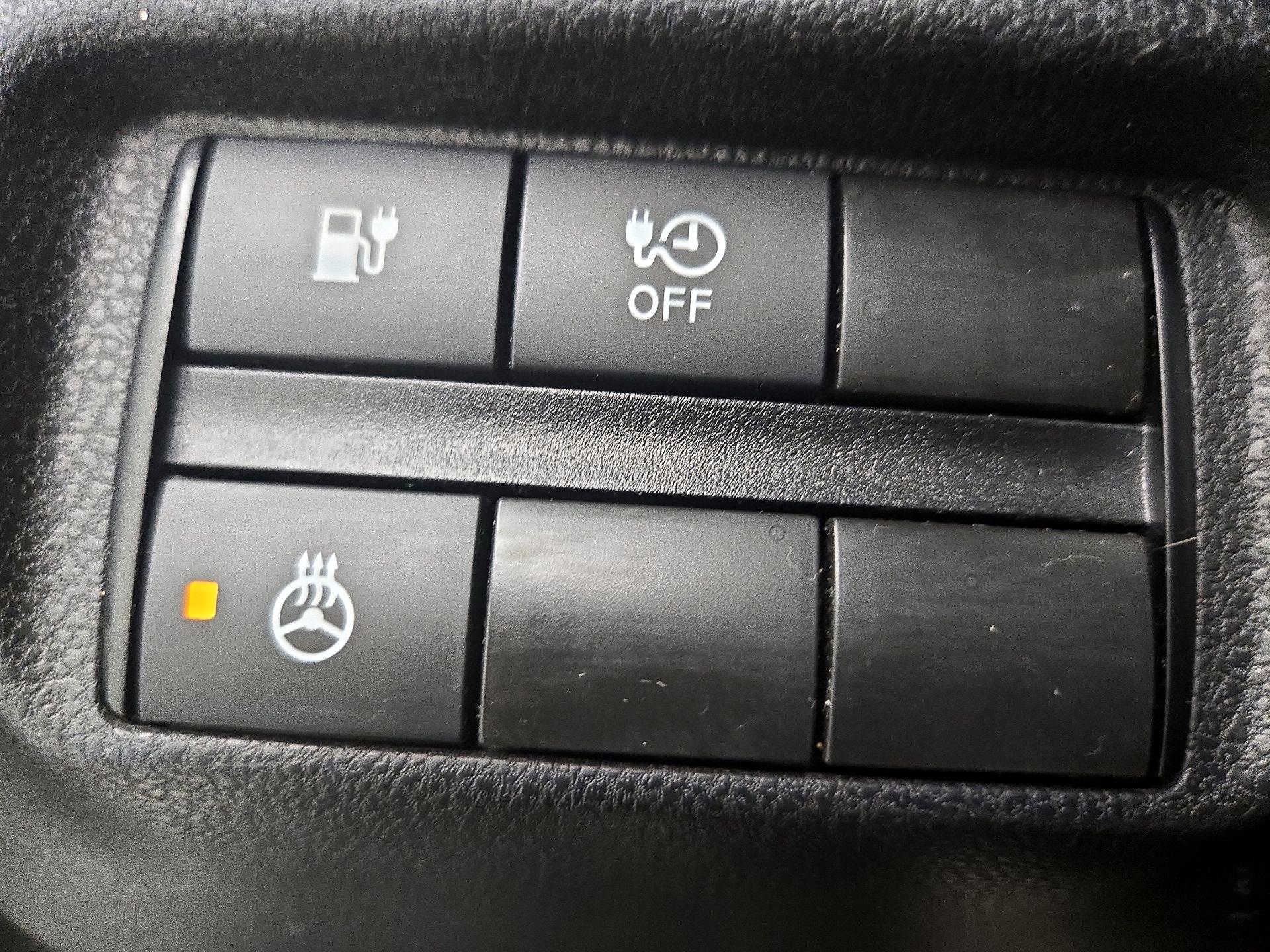 Thumbnail: 2019 Nissan Leaf - 13