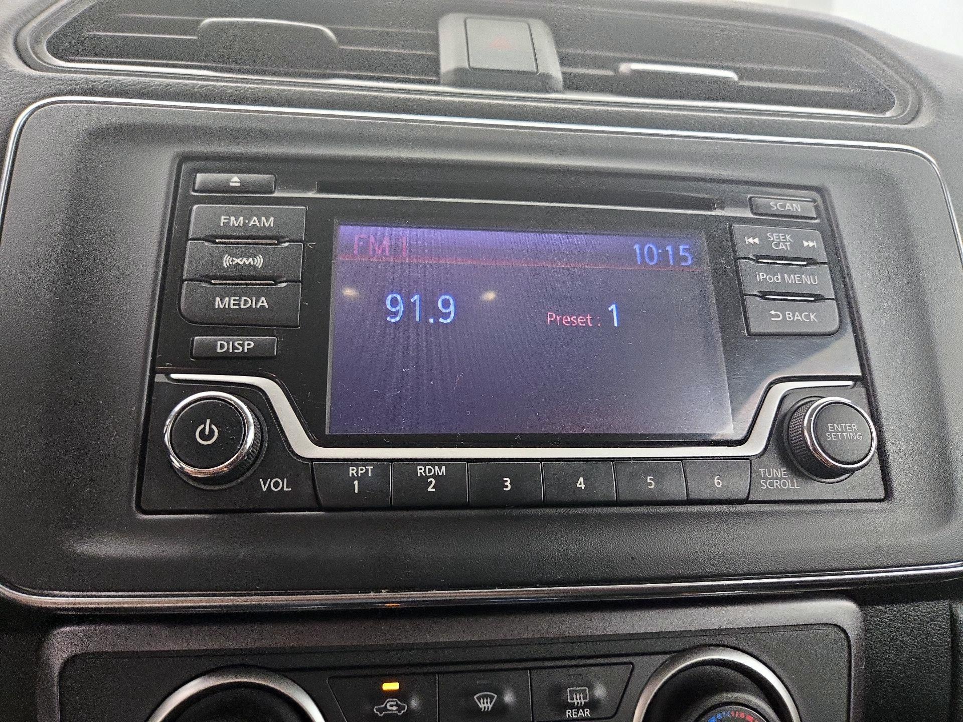 Thumbnail: 2019 Nissan Leaf - 15