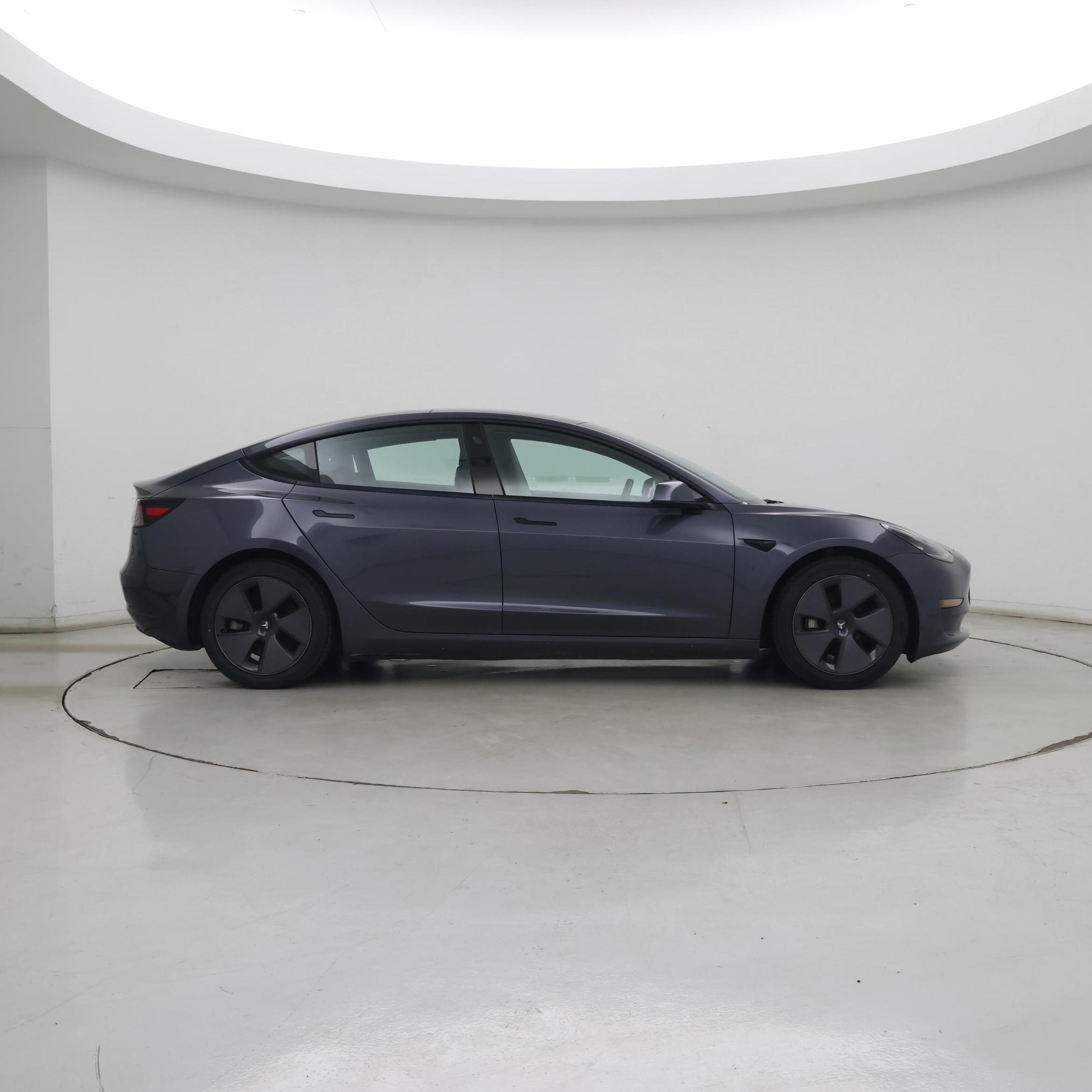 Thumbnail: 2021 Tesla Model 3 - 7