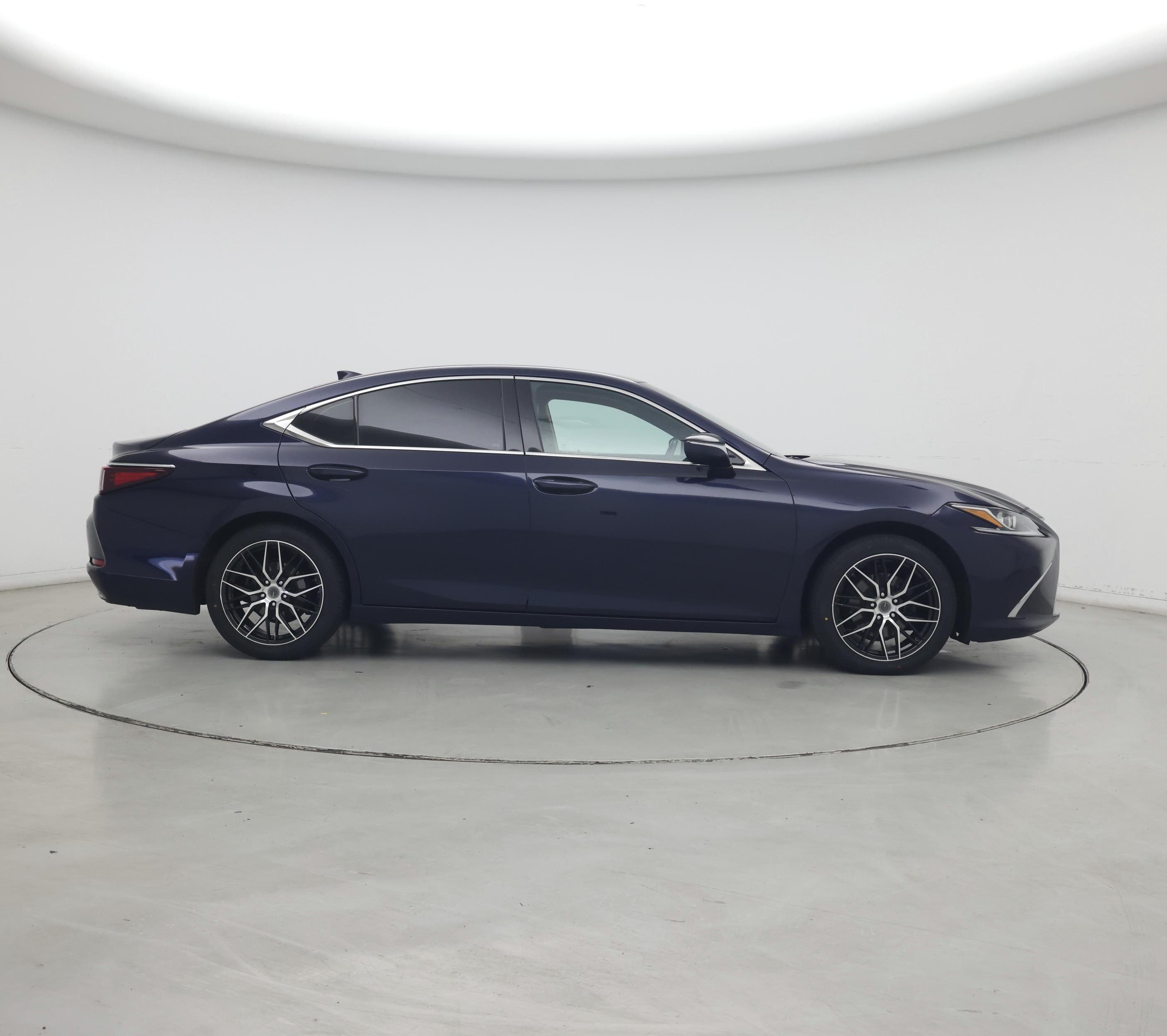 Thumbnail: 2024 Lexus ES - 7