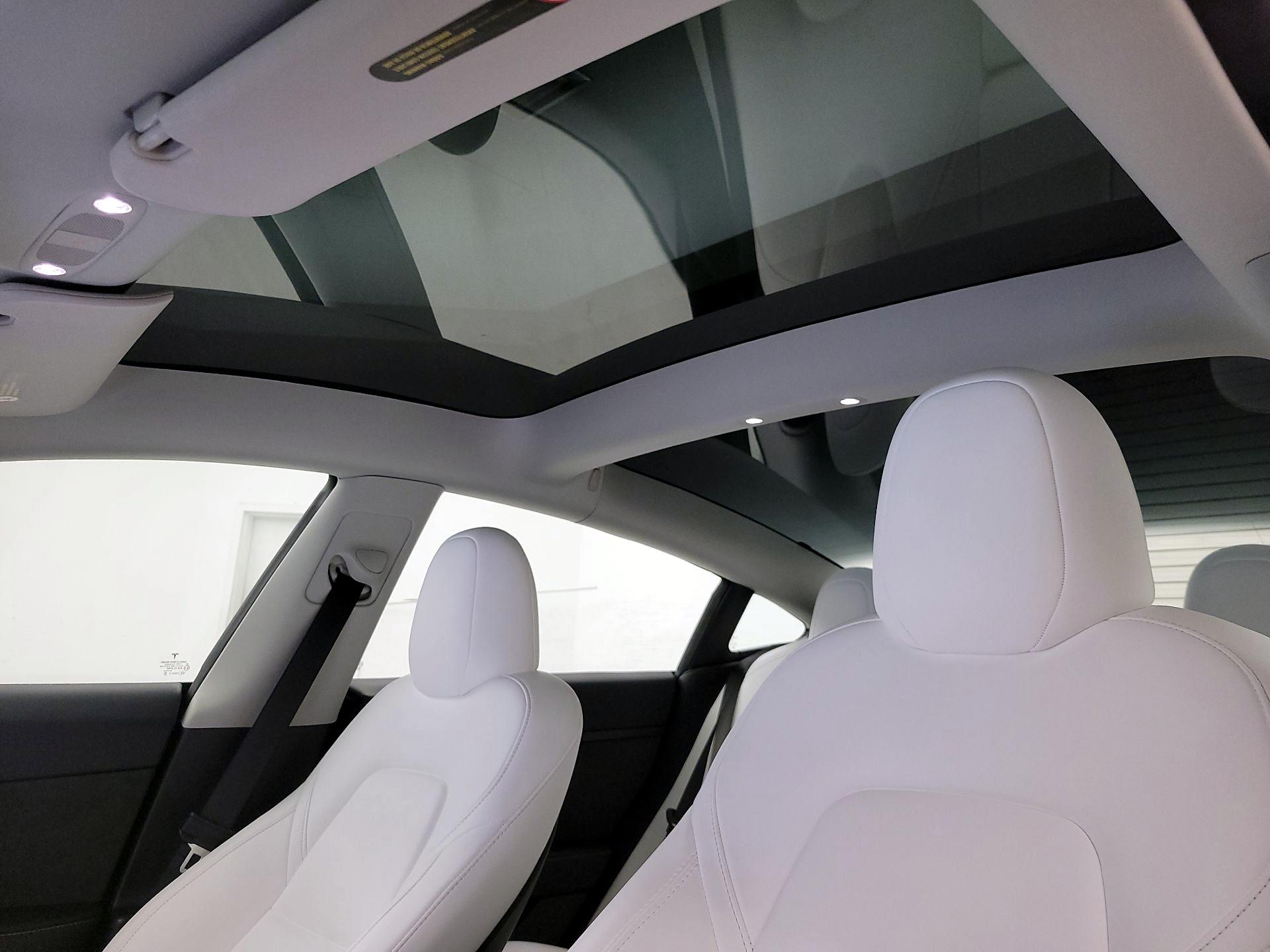 Thumbnail: 2023 Tesla Model 3 - 18