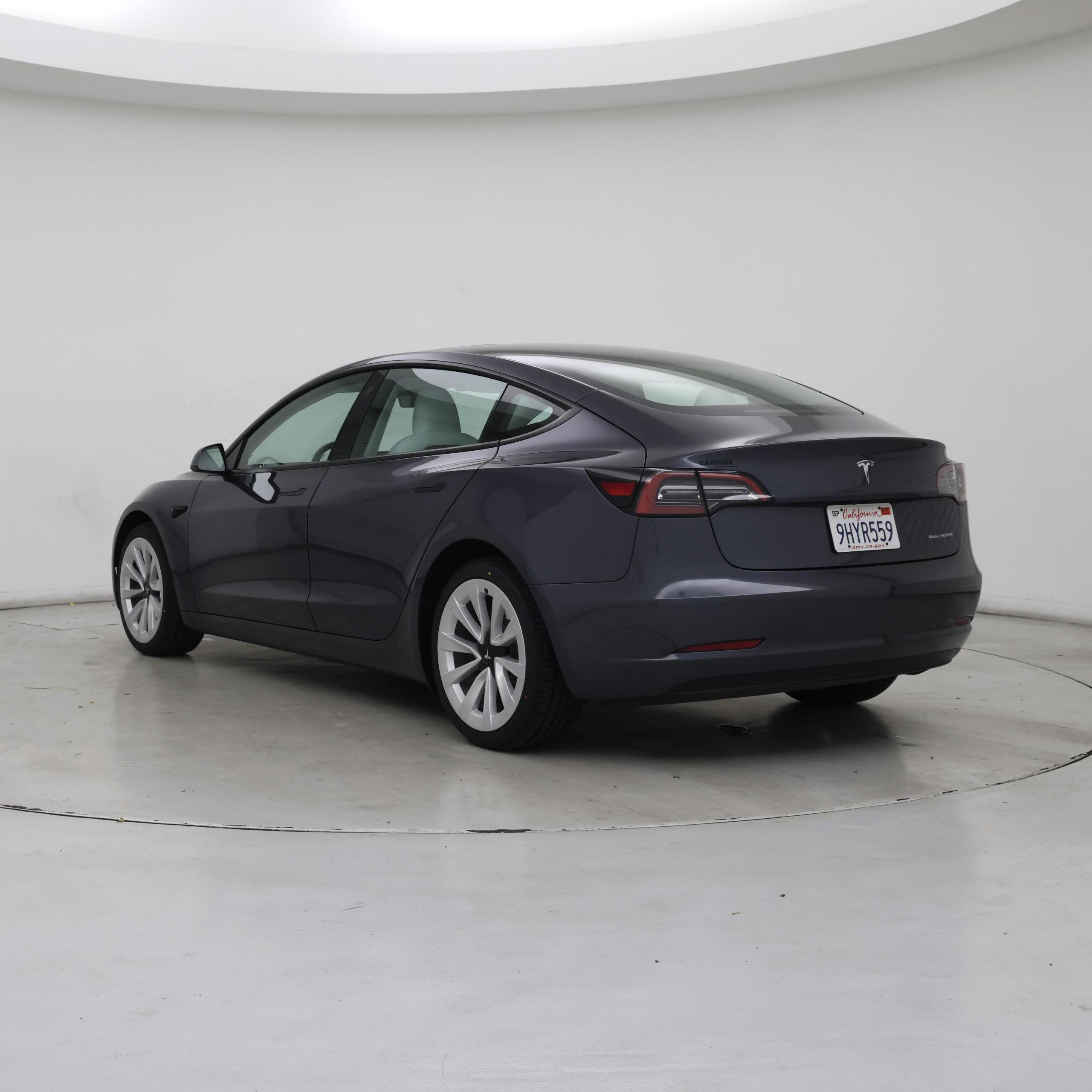 Thumbnail: 2023 Tesla Model 3 - 2