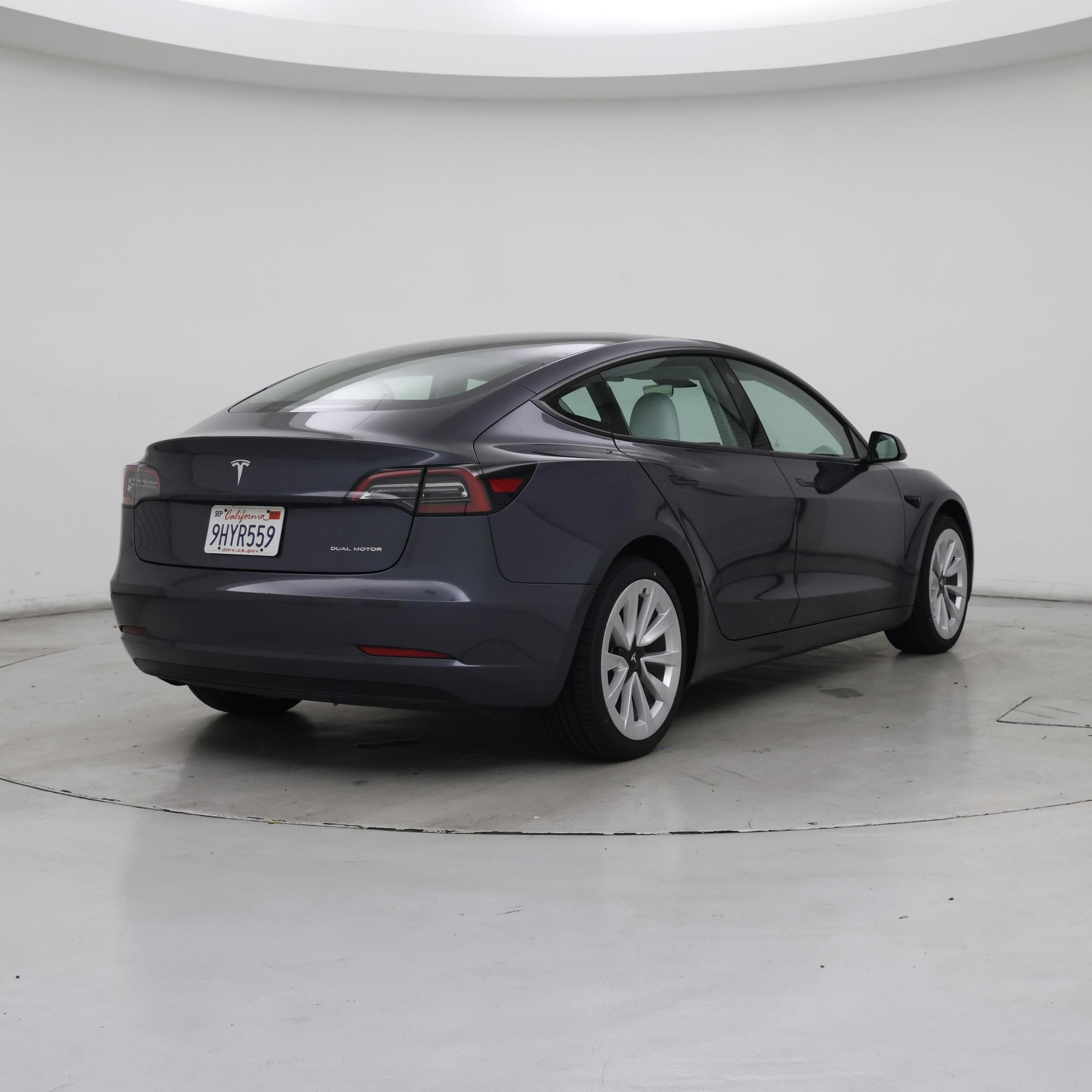 Thumbnail: 2023 Tesla Model 3 - 8