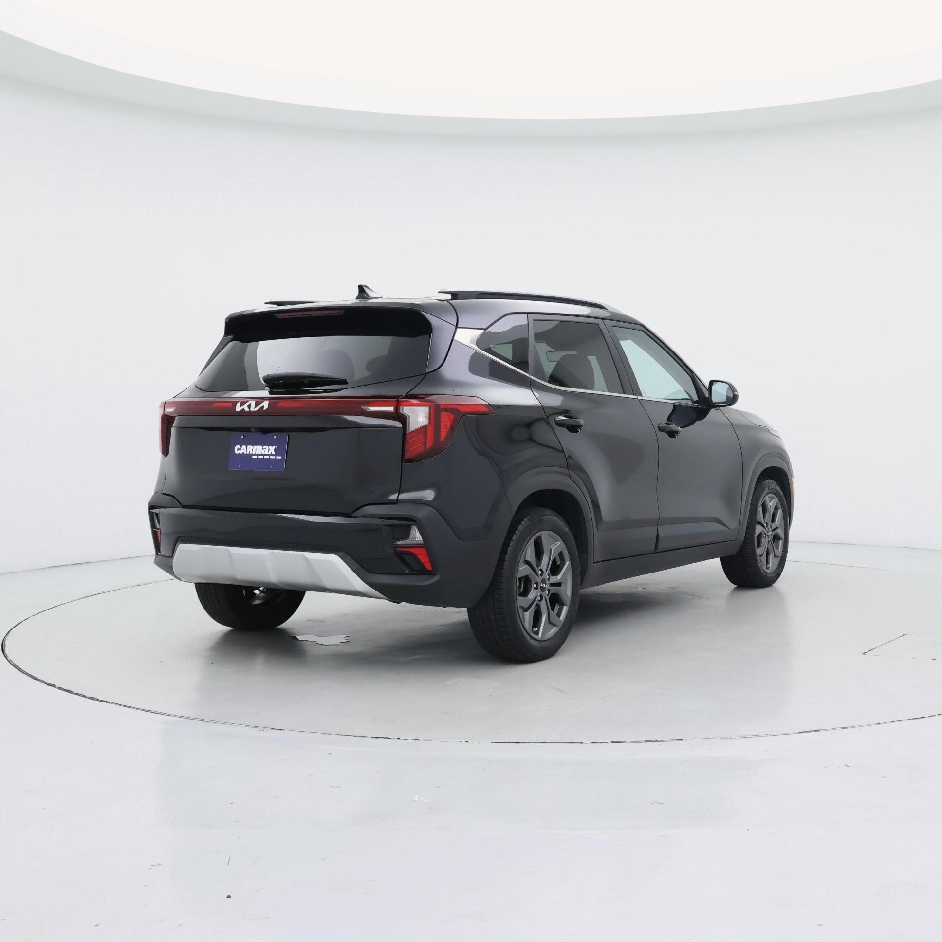 Thumbnail: 2024 Kia Seltos - 8