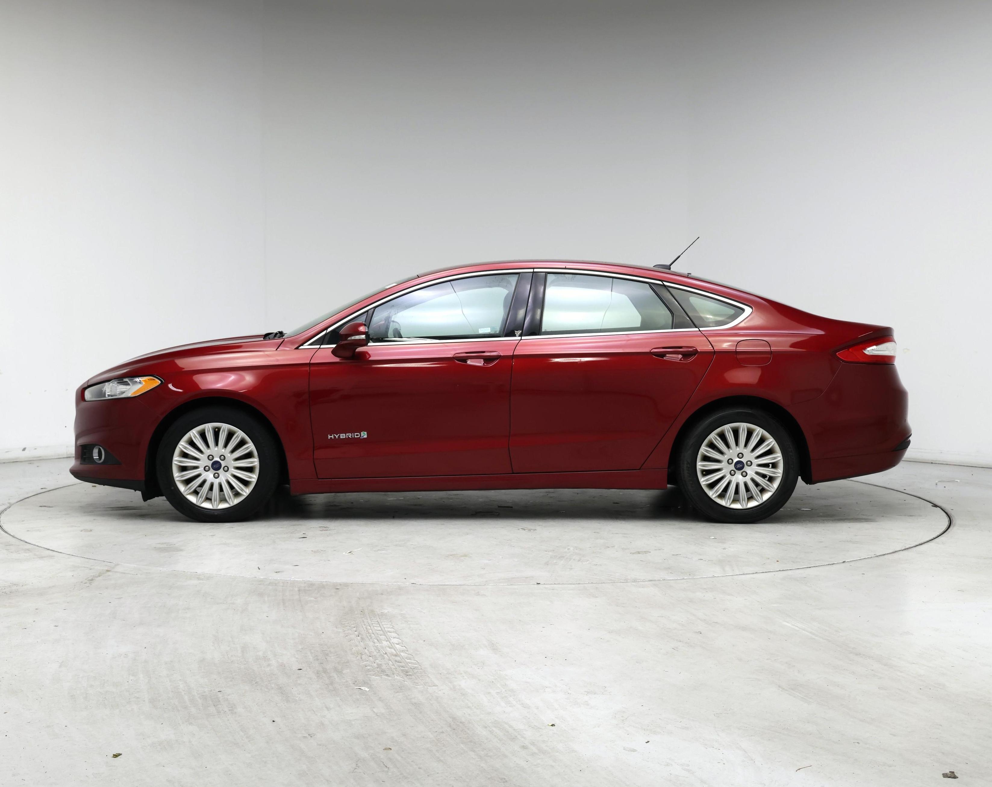 Thumbnail: 2016 Ford Fusion - 3