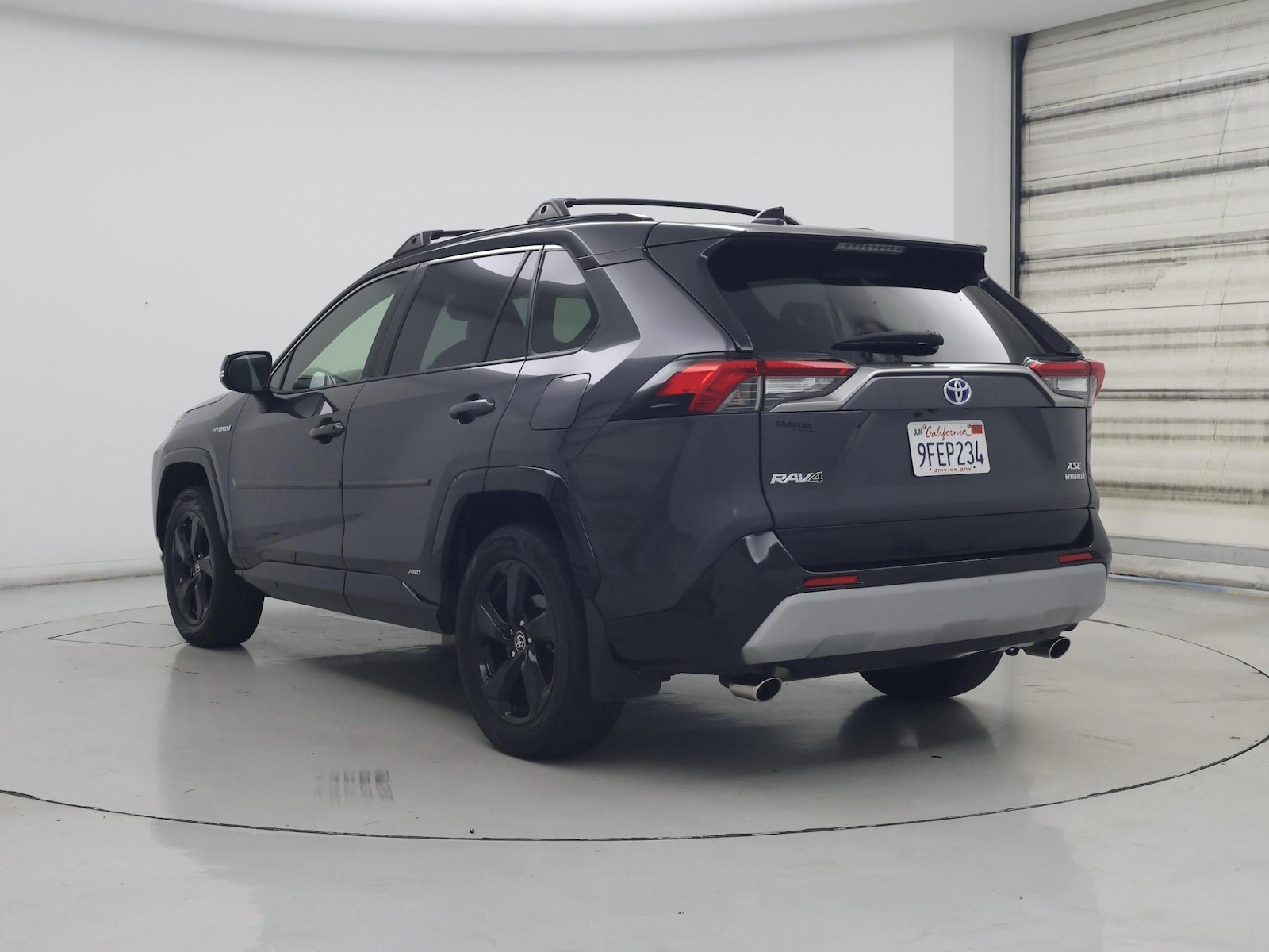 2020 Toyota RAV4 XSE - Photo 3