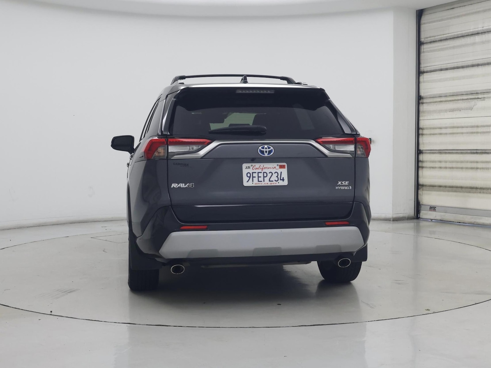 2020 Toyota RAV4 XSE - Photo 7