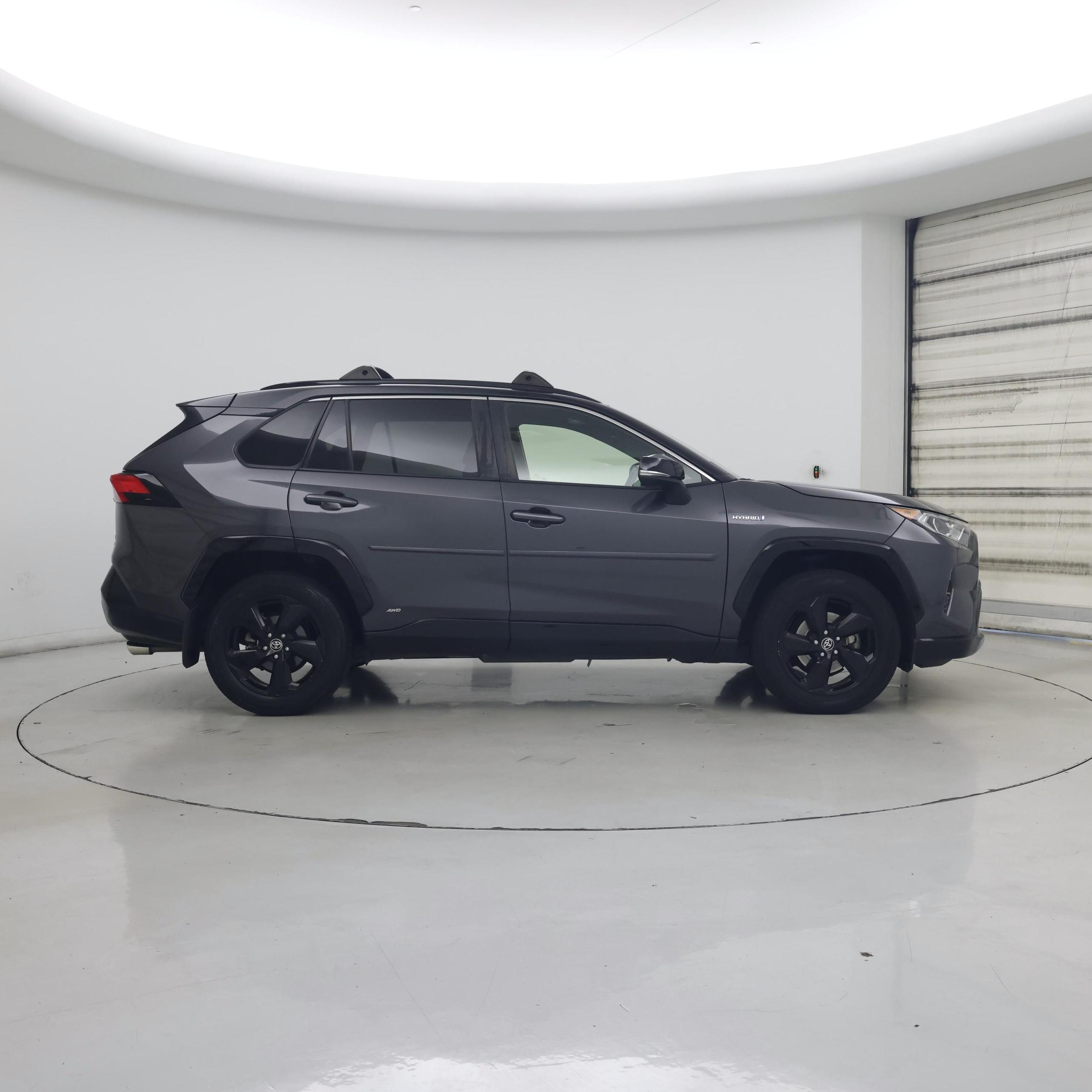 Thumbnail: 2020 Toyota RAV4 - 7