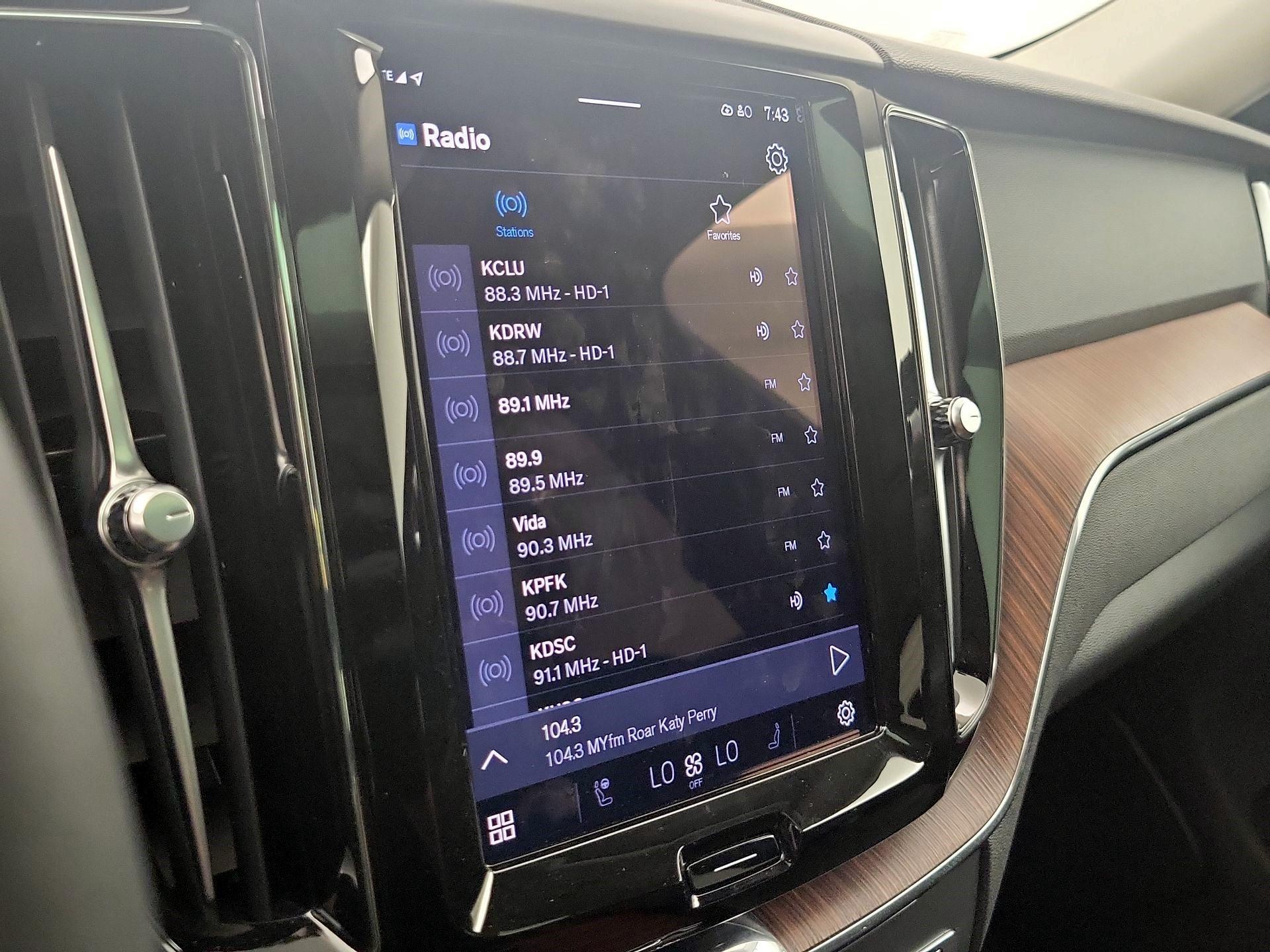 Thumbnail: 2024 Volvo XC60 - 16