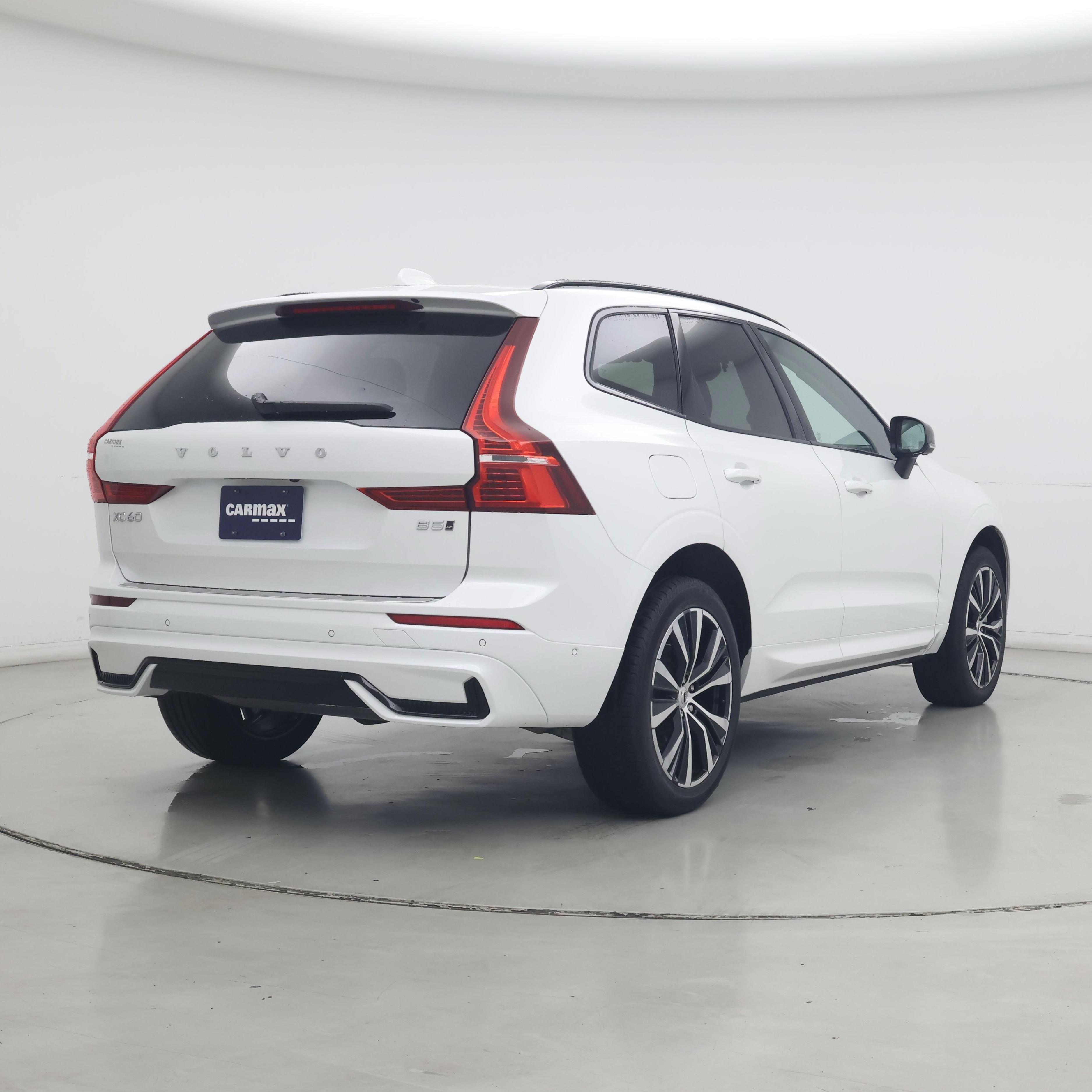 Thumbnail: 2024 Volvo XC60 - 8