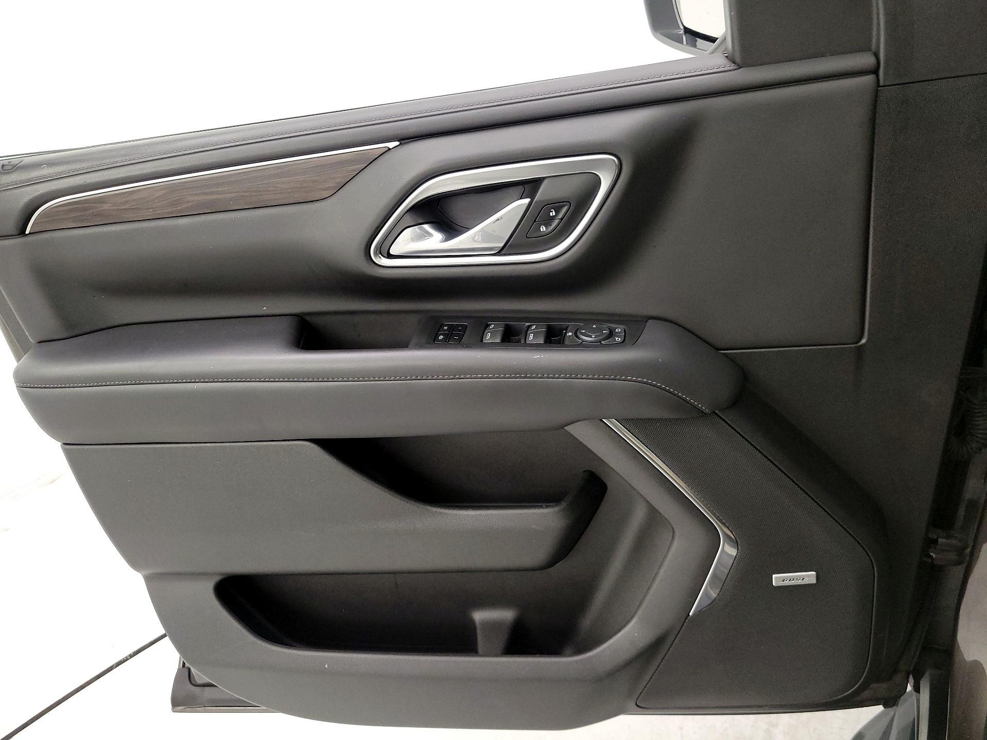 Thumbnail: 2021 Chevrolet Tahoe - 12