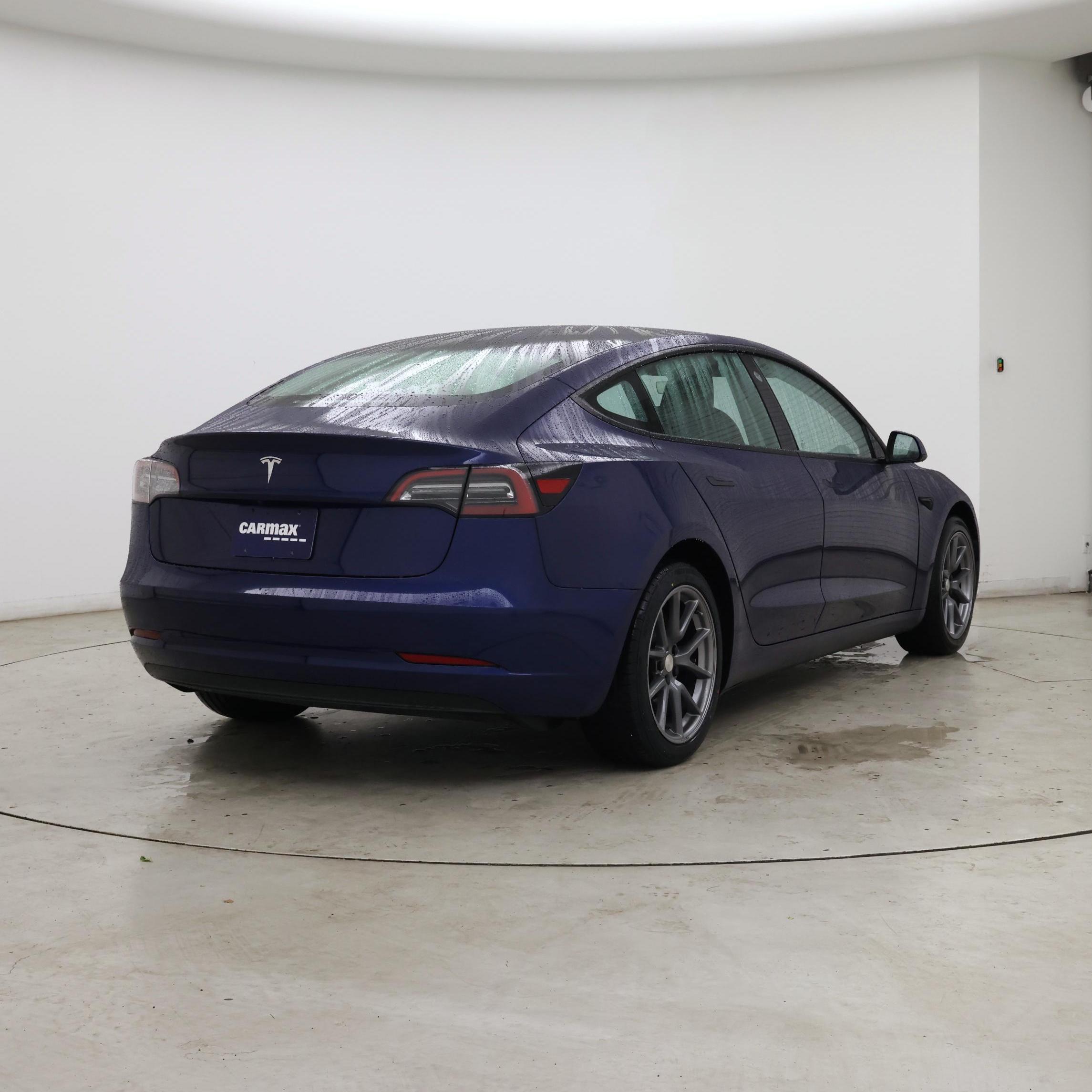Thumbnail: 2023 Tesla Model 3 - 8