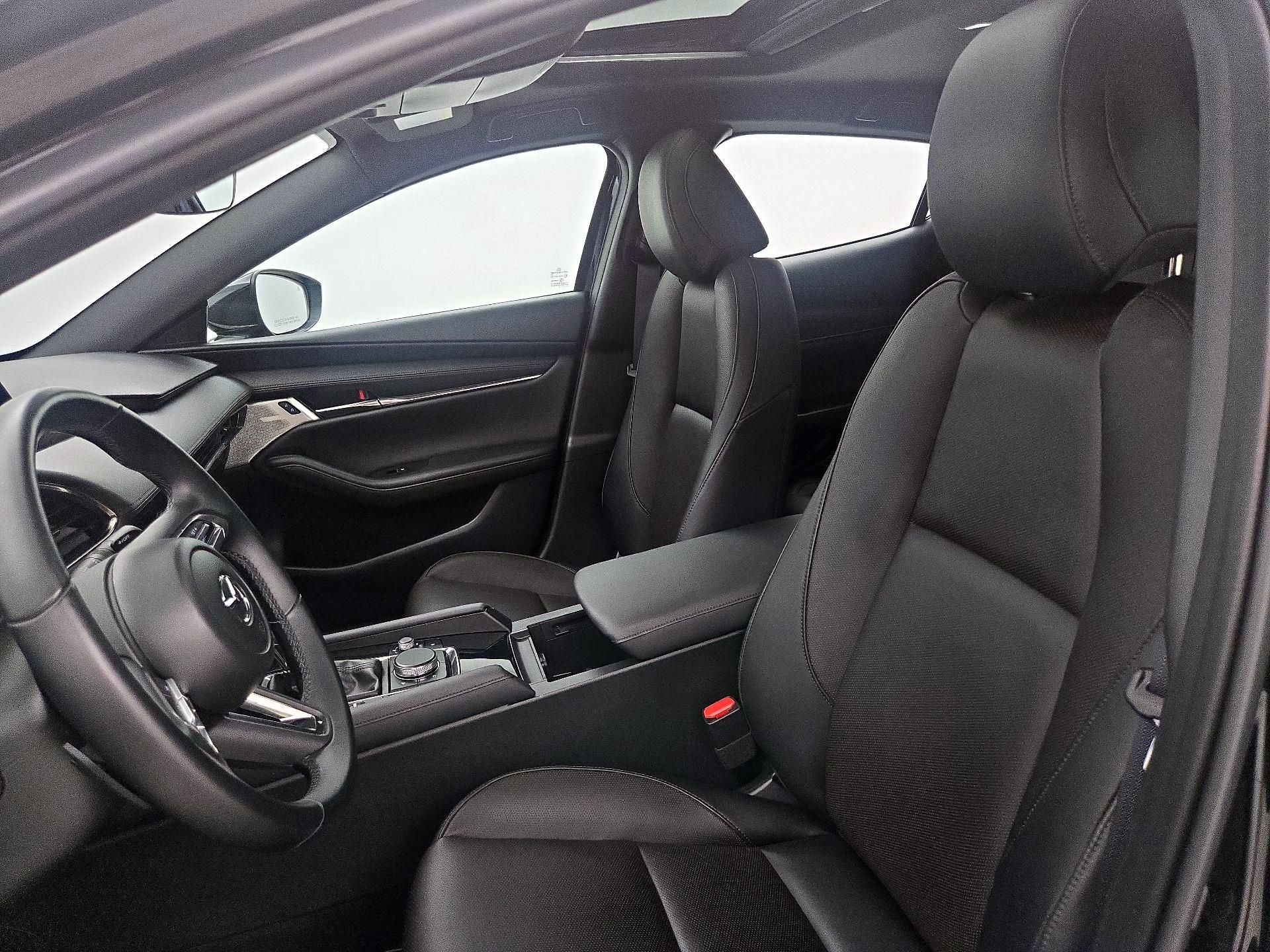 Thumbnail: 2023 Mazda Mazda3 - 11