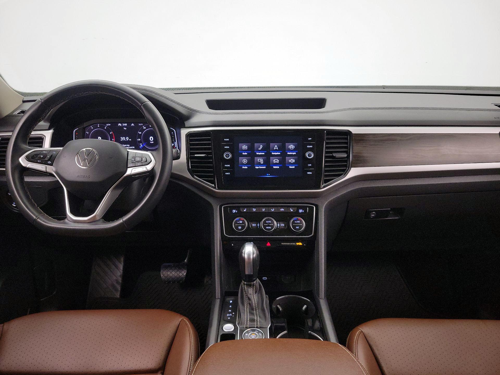 Thumbnail: 2023 Volkswagen Atlas - 9