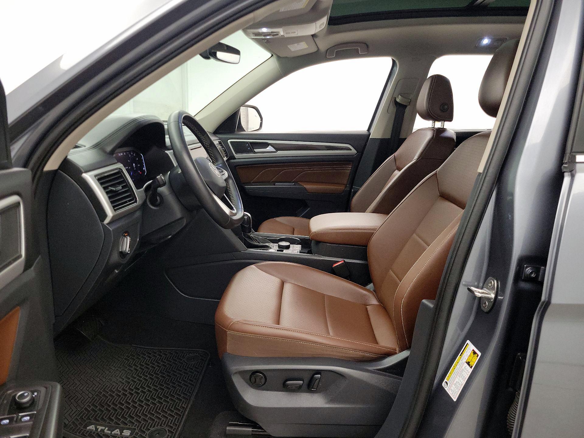 Thumbnail: 2023 Volkswagen Atlas - 11
