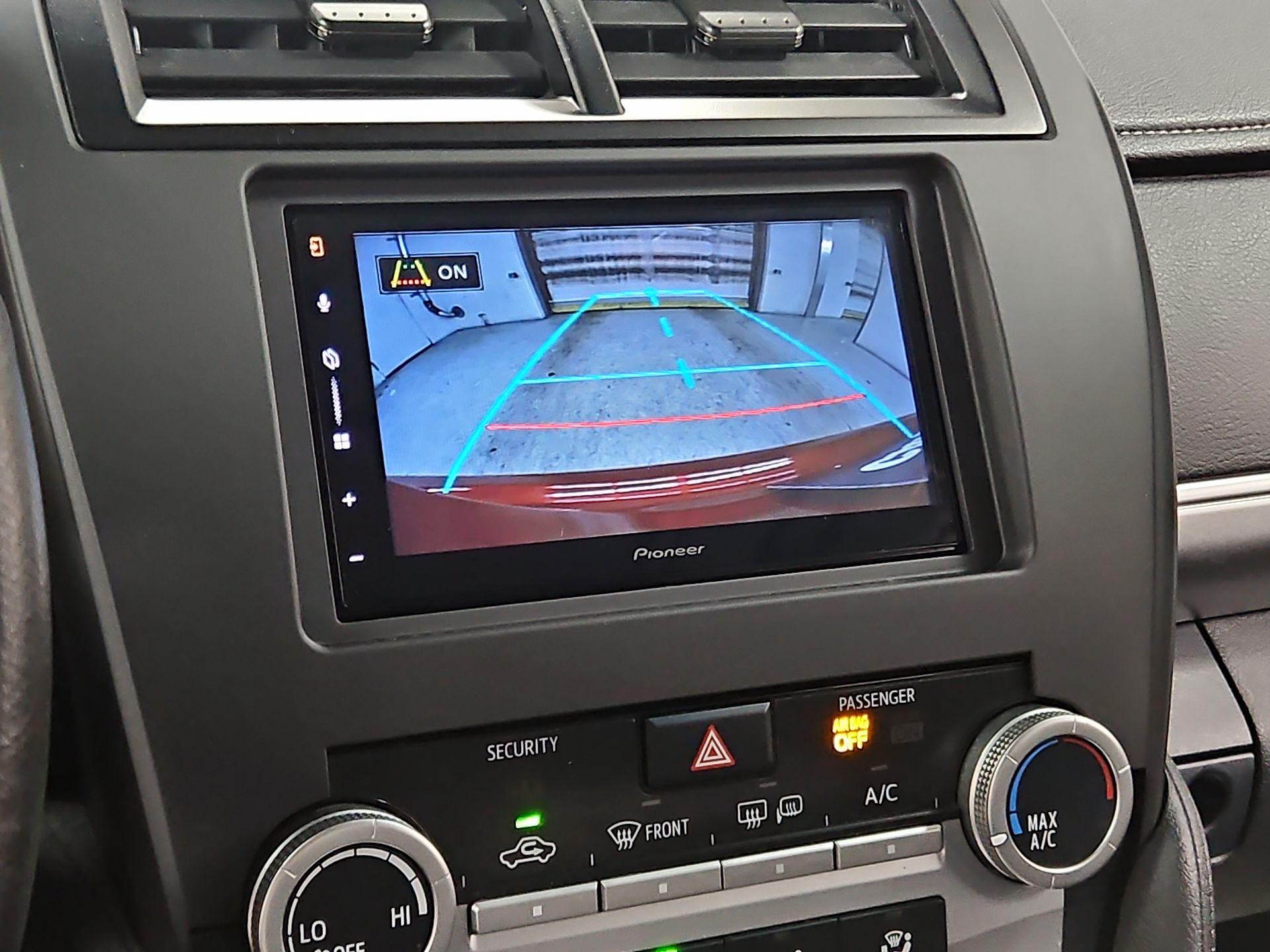 Thumbnail: 2014 Toyota Camry - 14