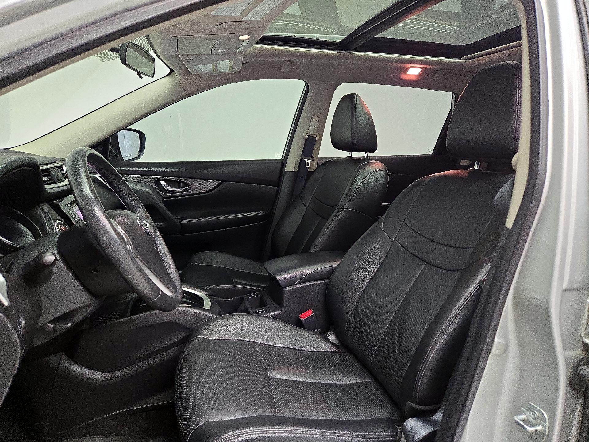 Thumbnail: 2016 Nissan Rogue - 11