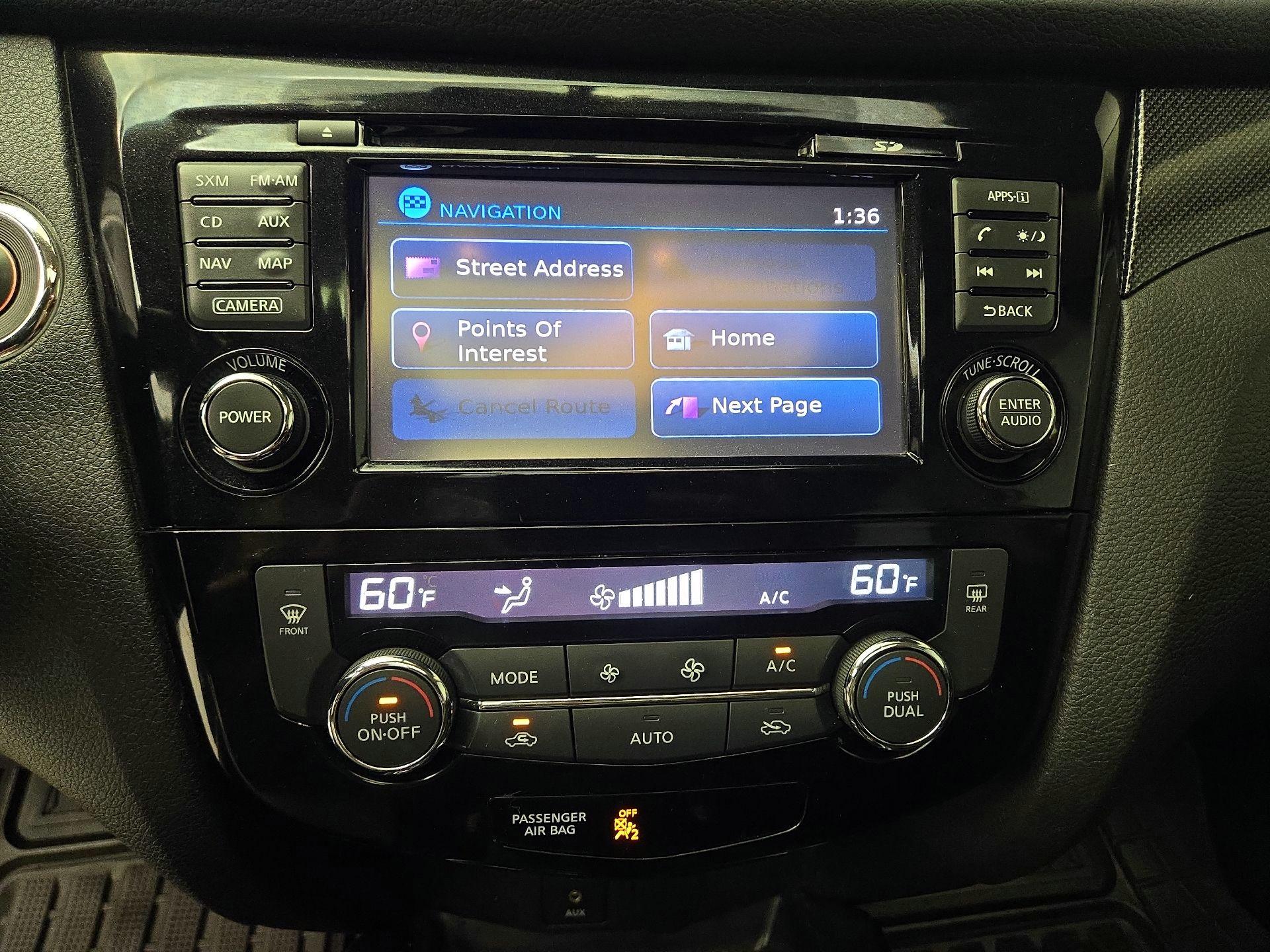 Thumbnail: 2016 Nissan Rogue - 14