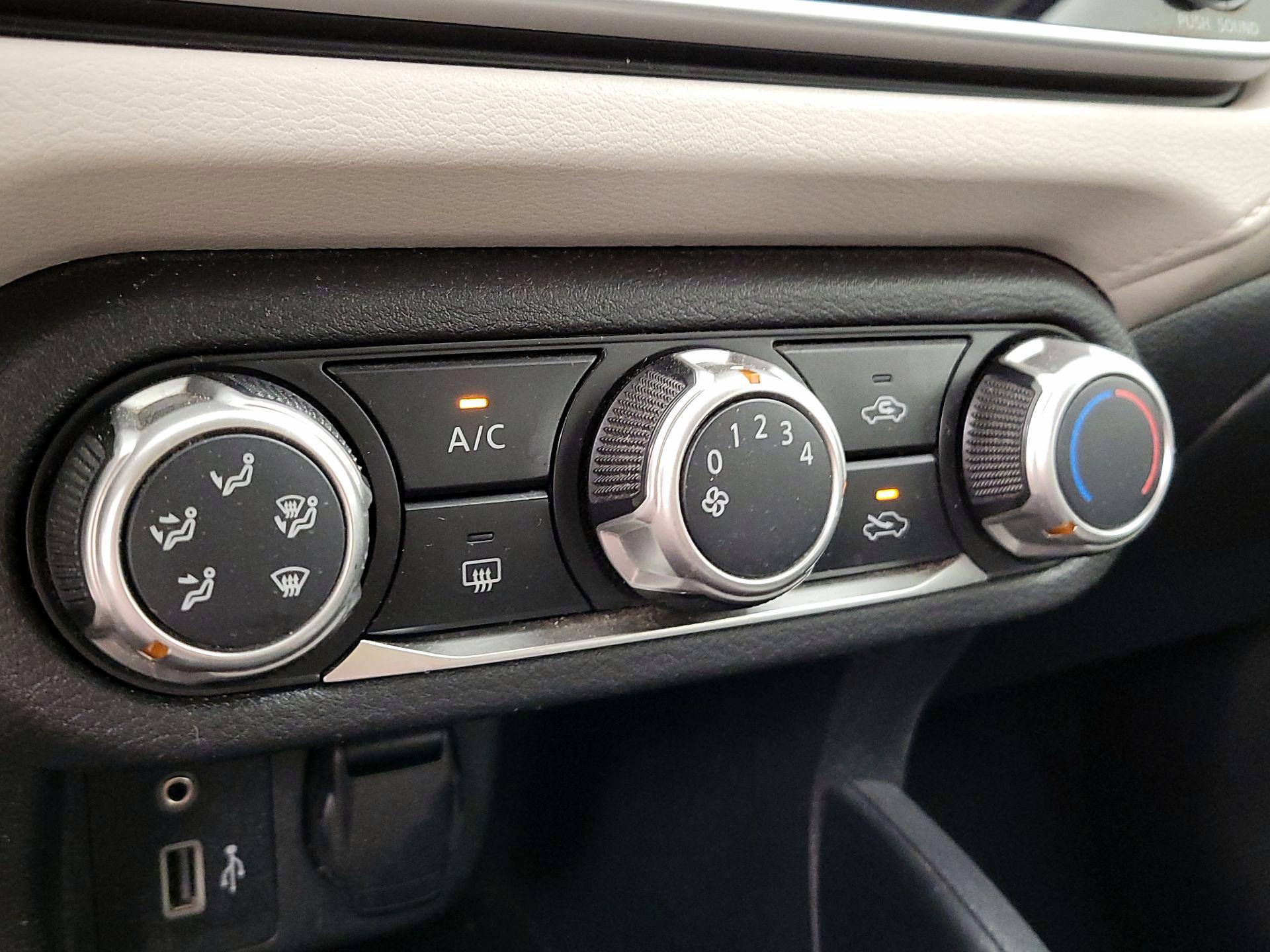 Thumbnail: 2021 Nissan Versa - 15