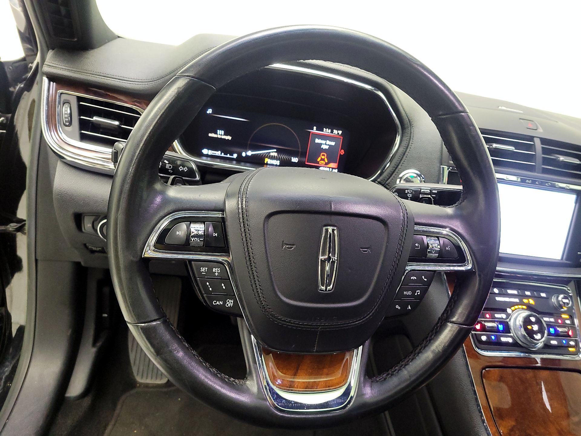 Thumbnail: 2019 Lincoln Continental - 10