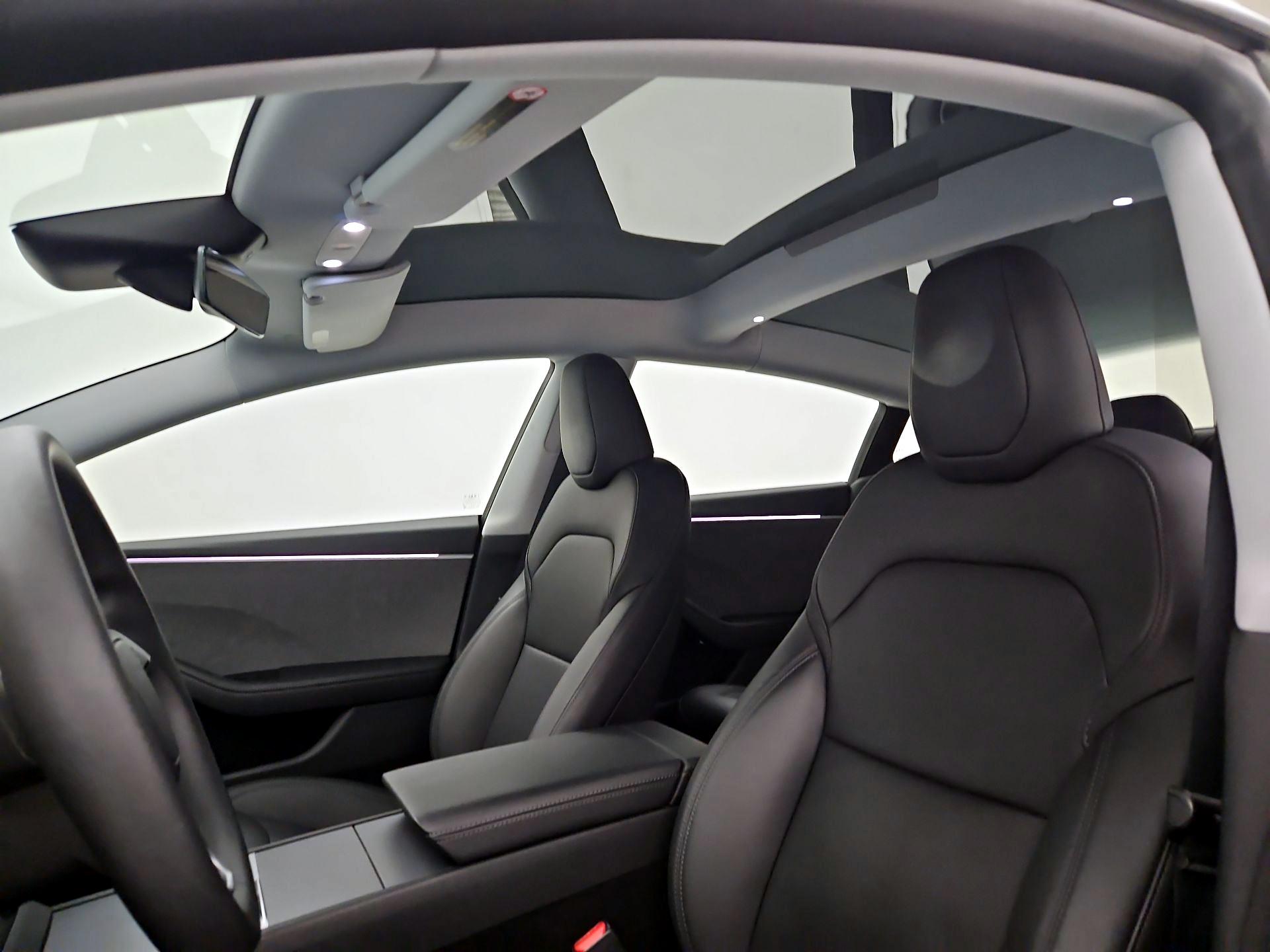 Thumbnail: 2024 Tesla Model 3 - 18