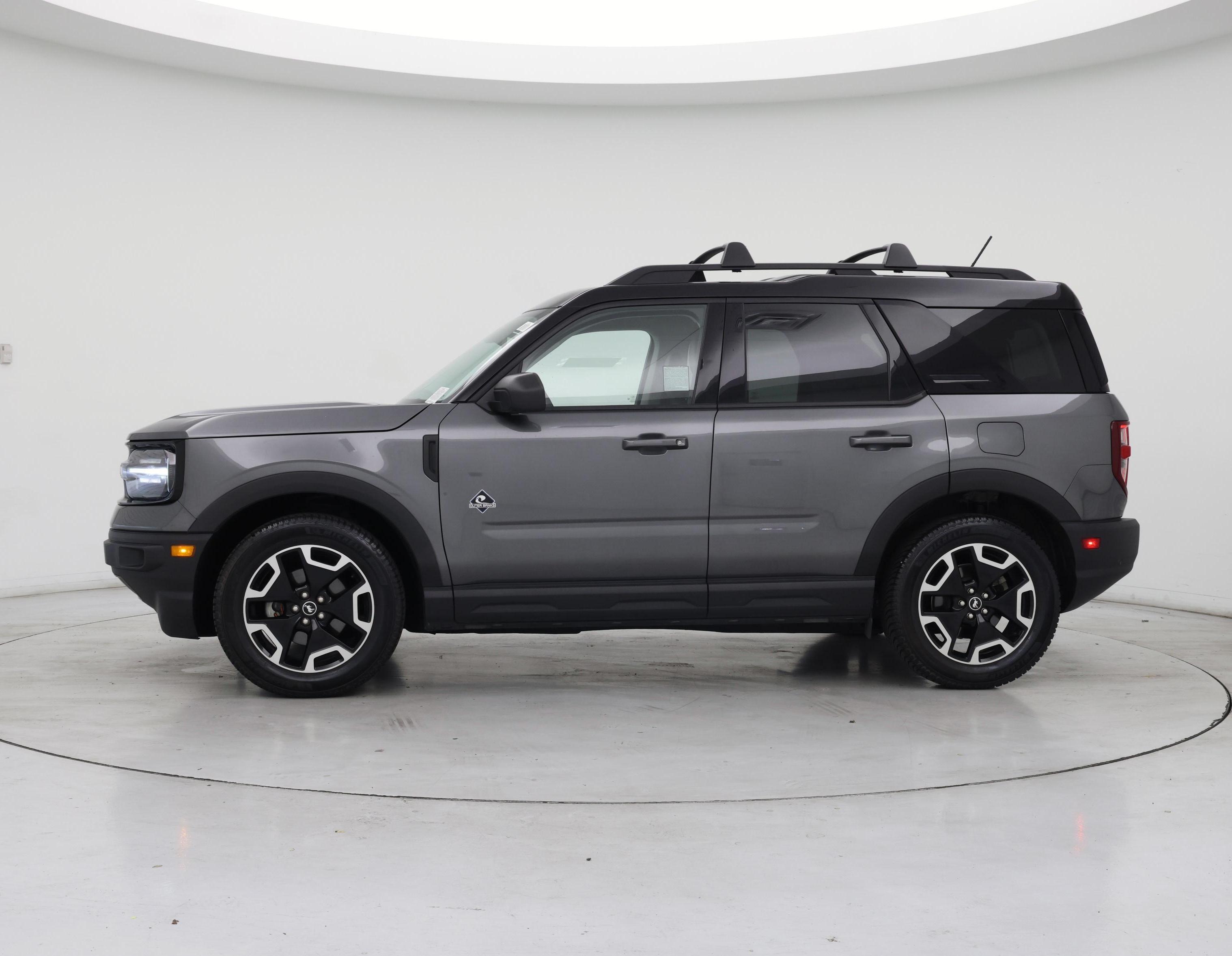 Thumbnail: 2021 Ford Bronco Sport - 3