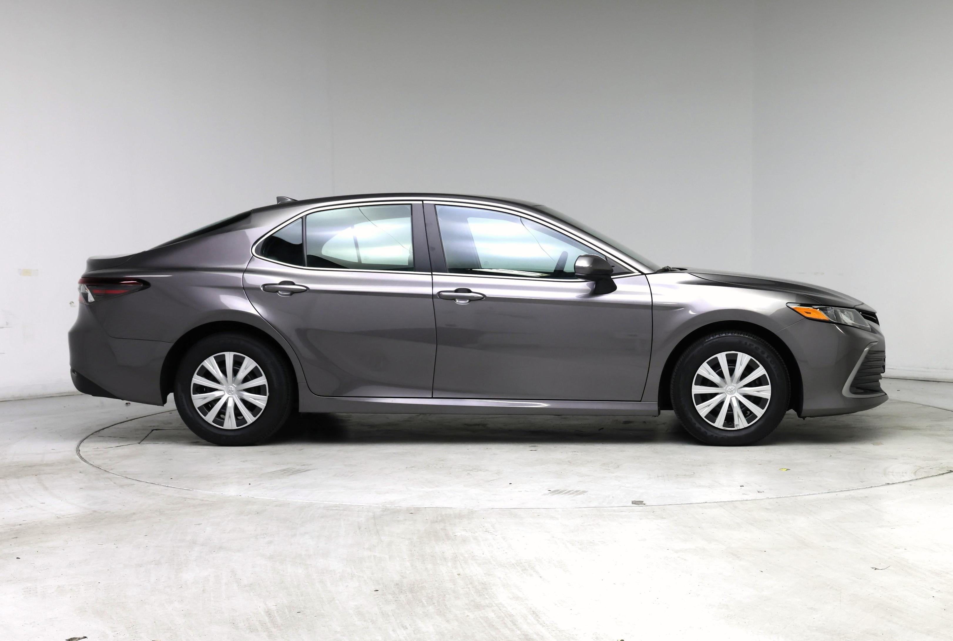 Thumbnail: 2022 Toyota Camry - 7