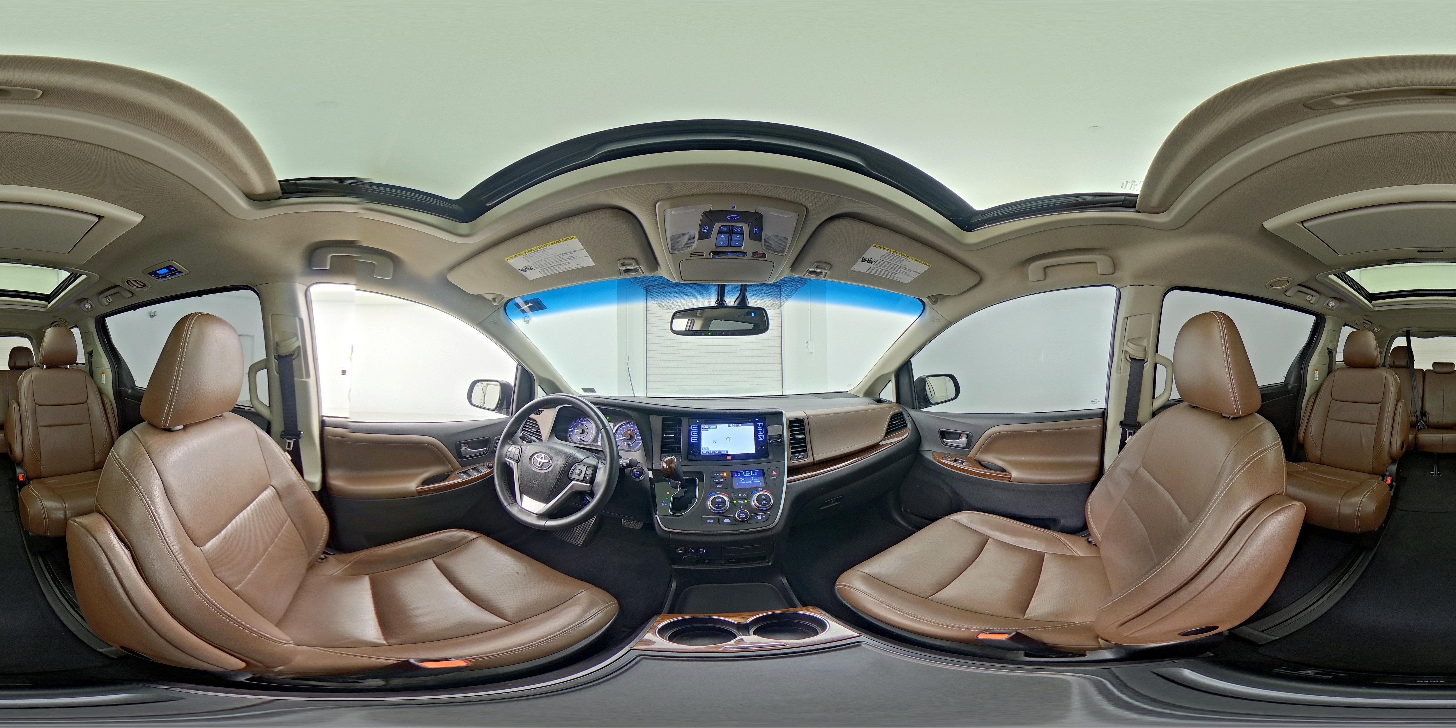 2016 Toyota Sienna Limited - Photo 28