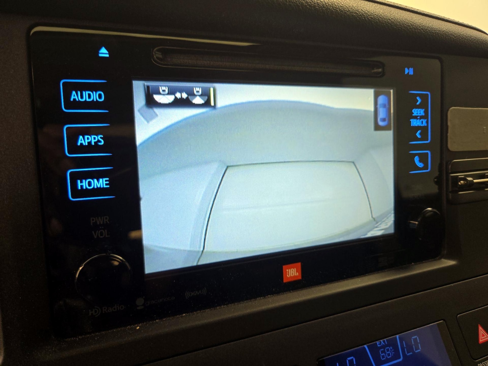2016 Toyota Sienna Limited - Photo 16