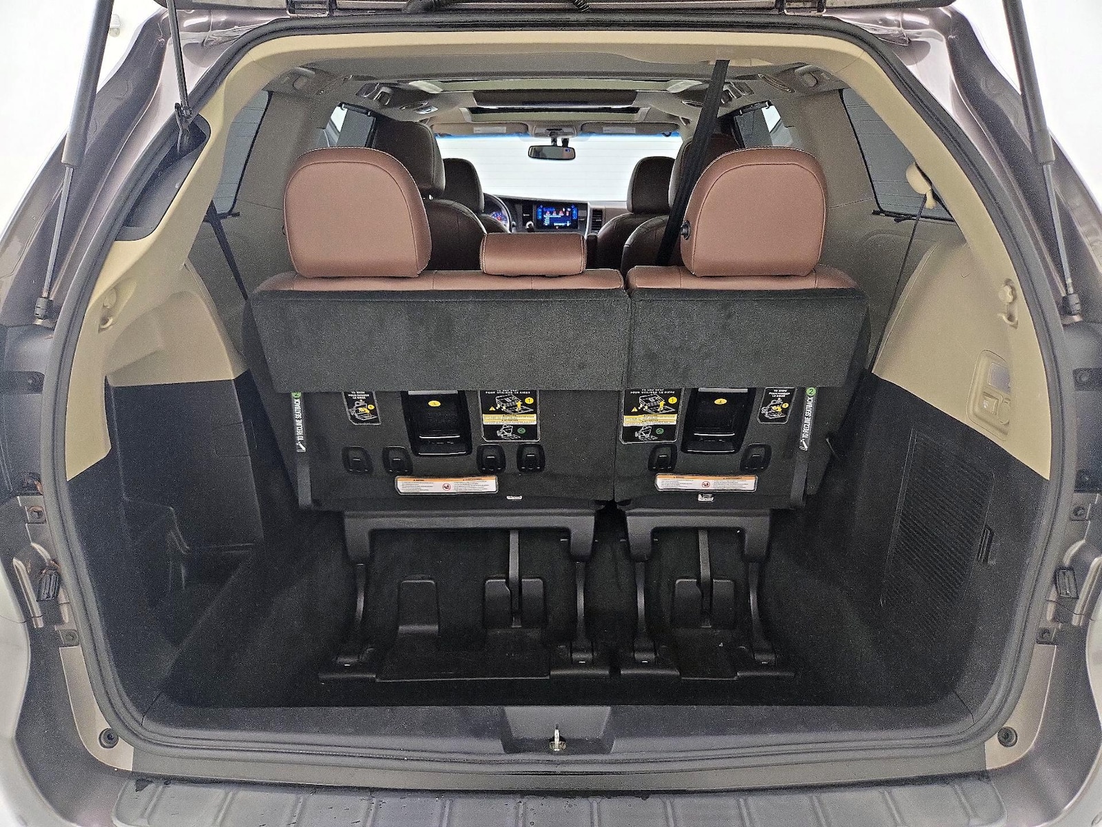 2016 Toyota Sienna Limited - Photo 24