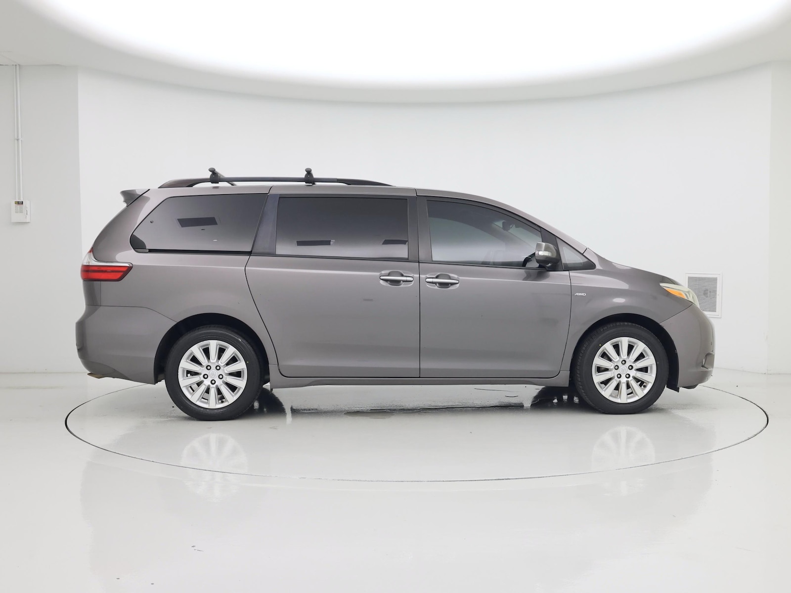 2016 Toyota Sienna Limited - Photo 8