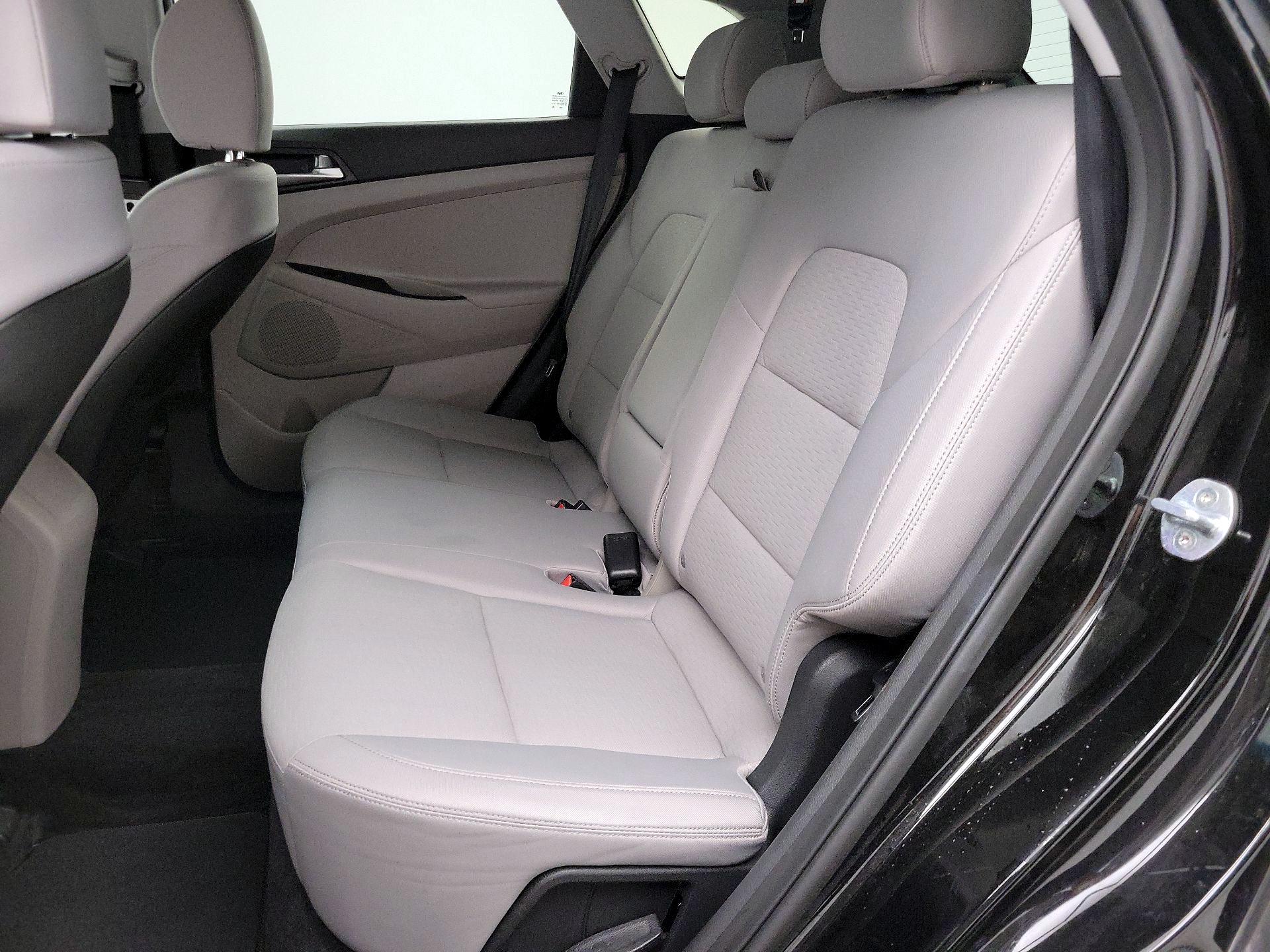 Thumbnail: 2020 Hyundai Tucson - 19