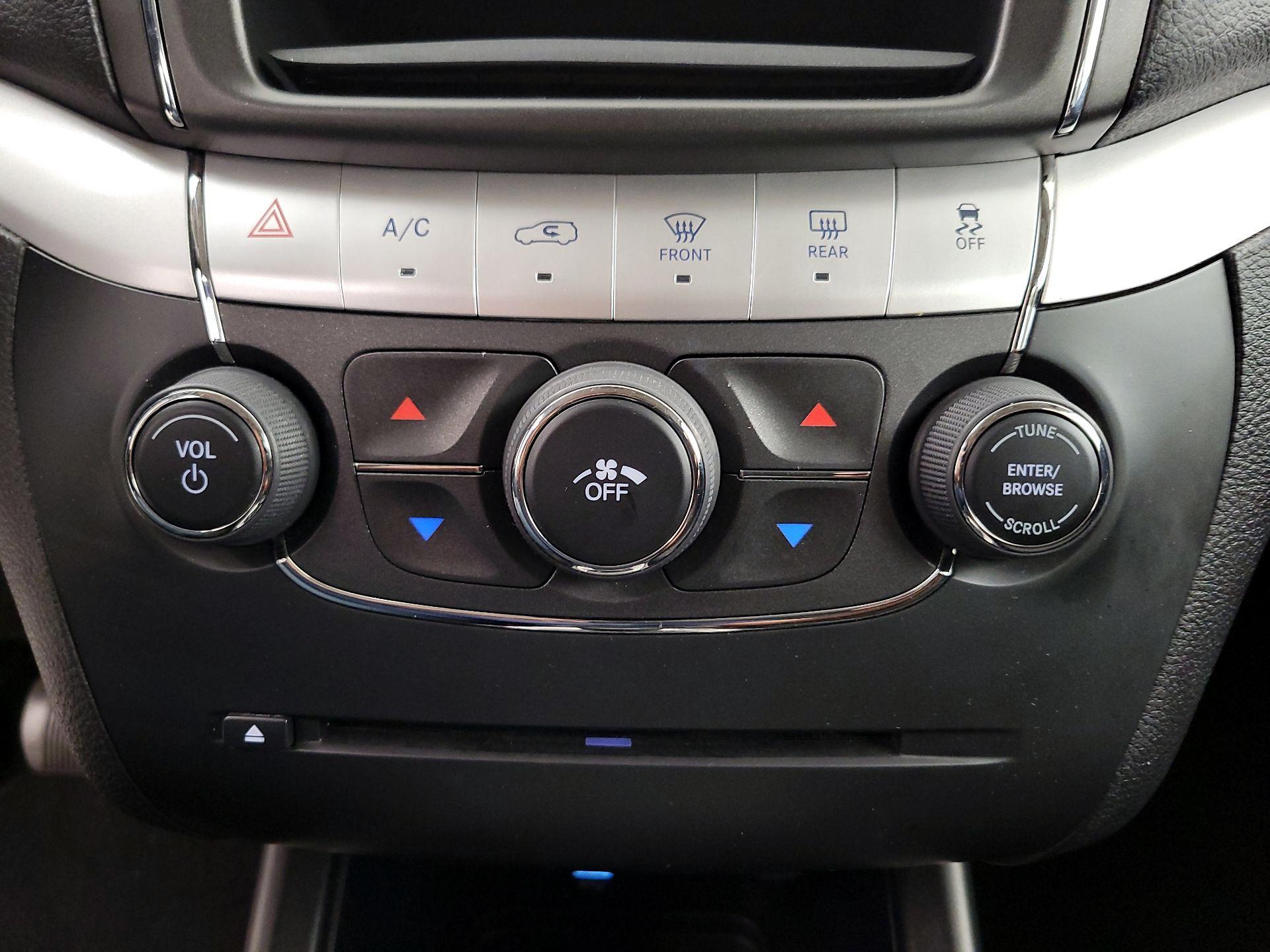 Thumbnail: 2017 Dodge Journey - 15