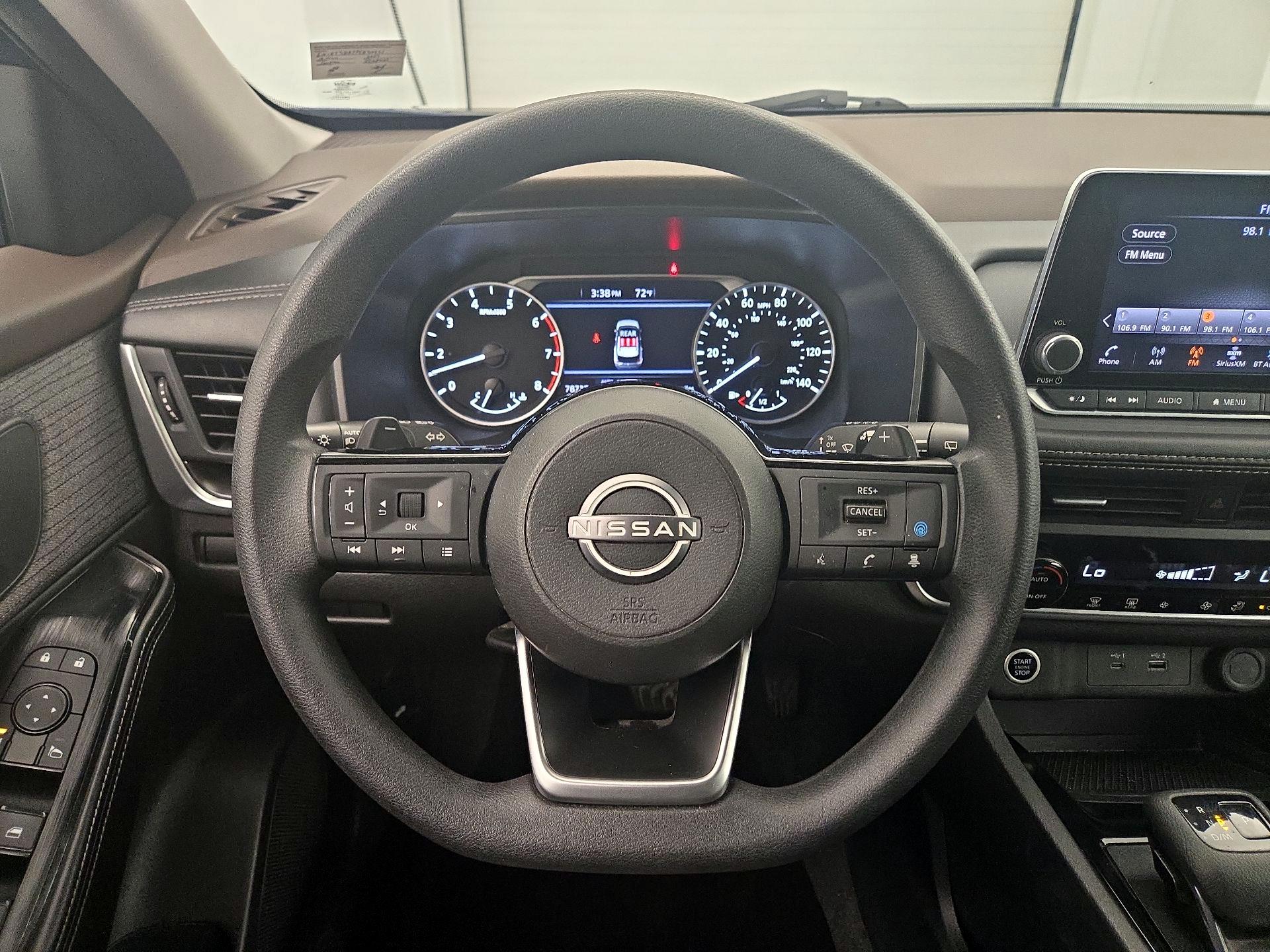 Thumbnail: 2023 Nissan Rogue - 10