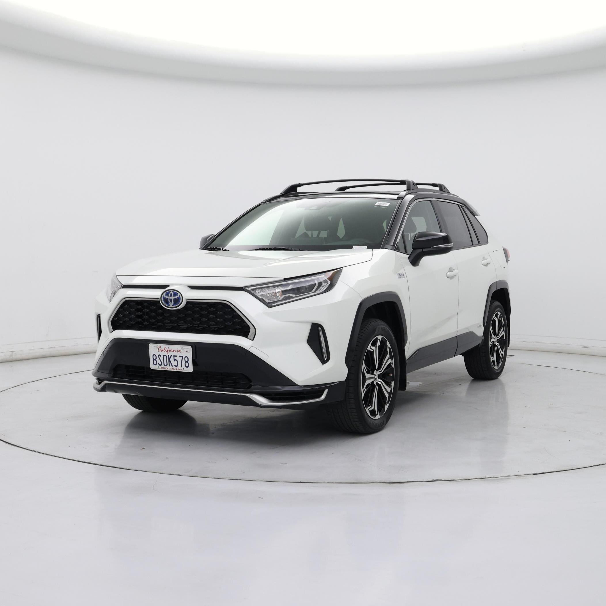 Thumbnail: 2021 Toyota RAV4 - 4