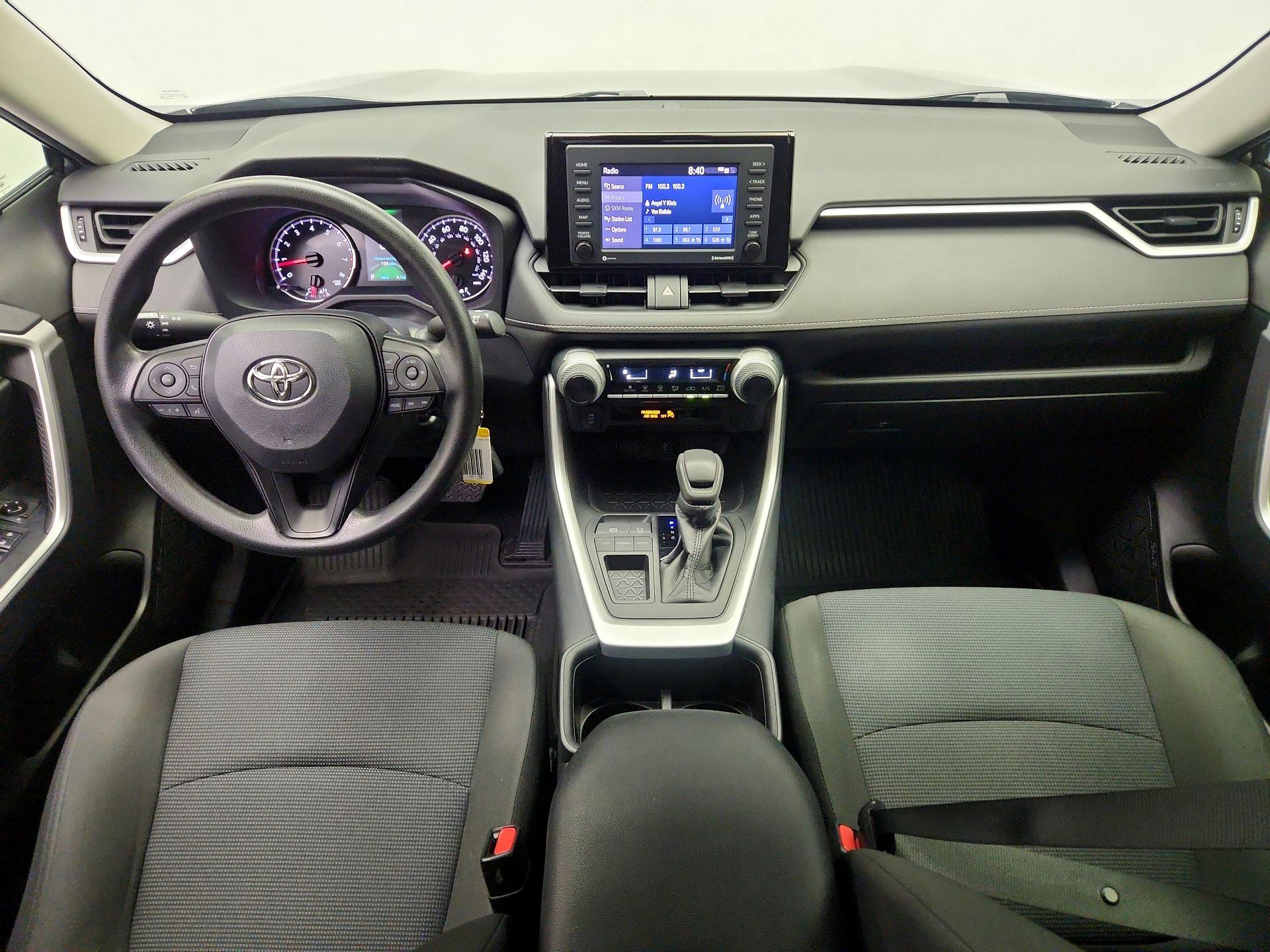 Thumbnail: 2022 Toyota RAV4 - 9